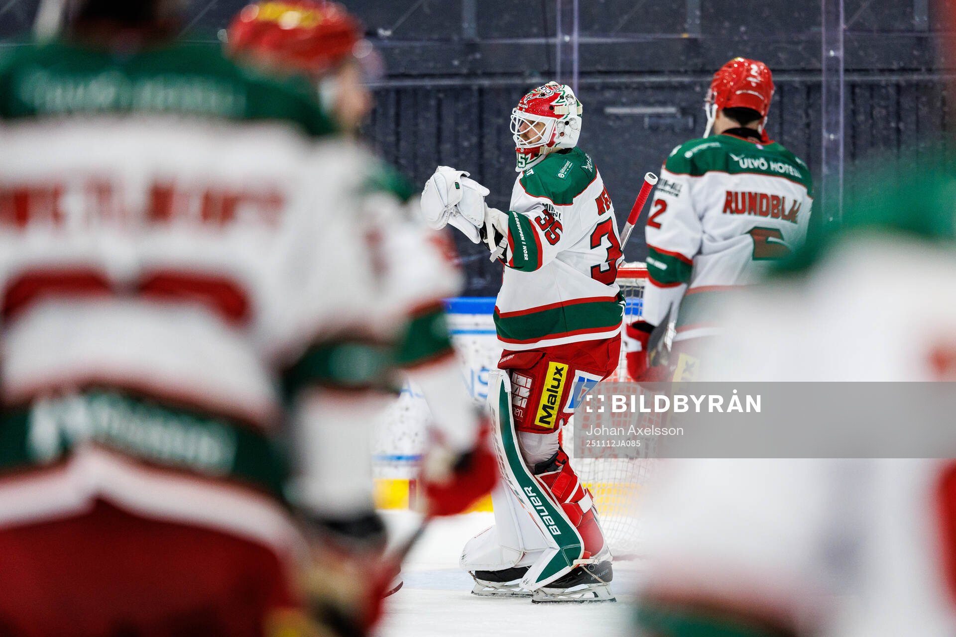 Modos målvakt Adam Werner