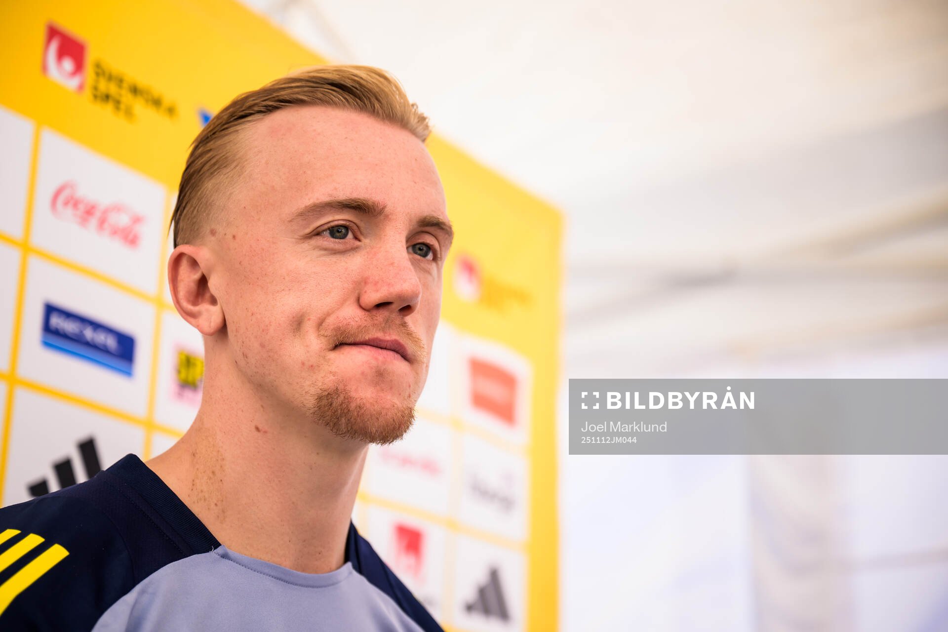 Isac Lidberg of the Swedish national football team talking