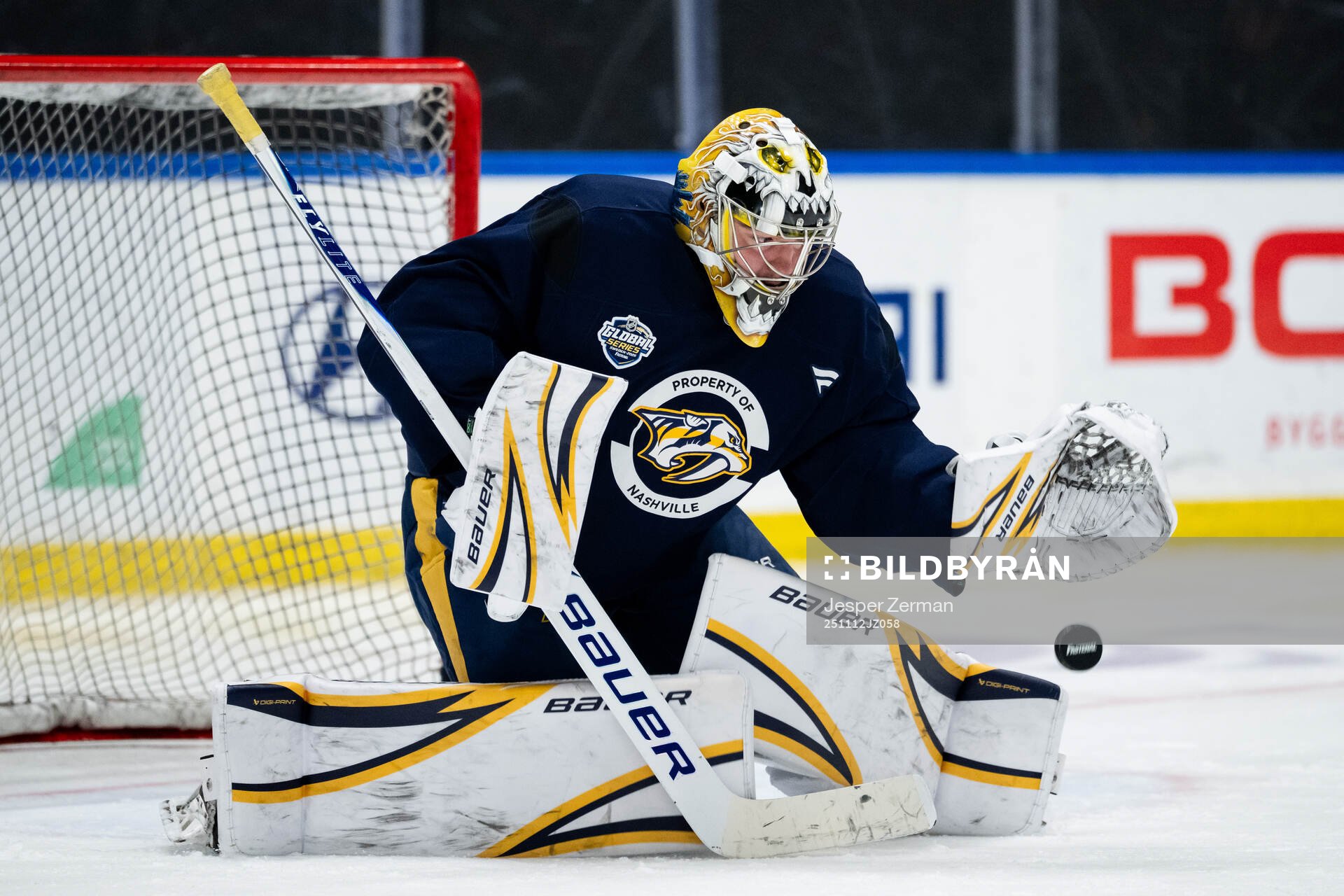 Goaltender Justus Annunen