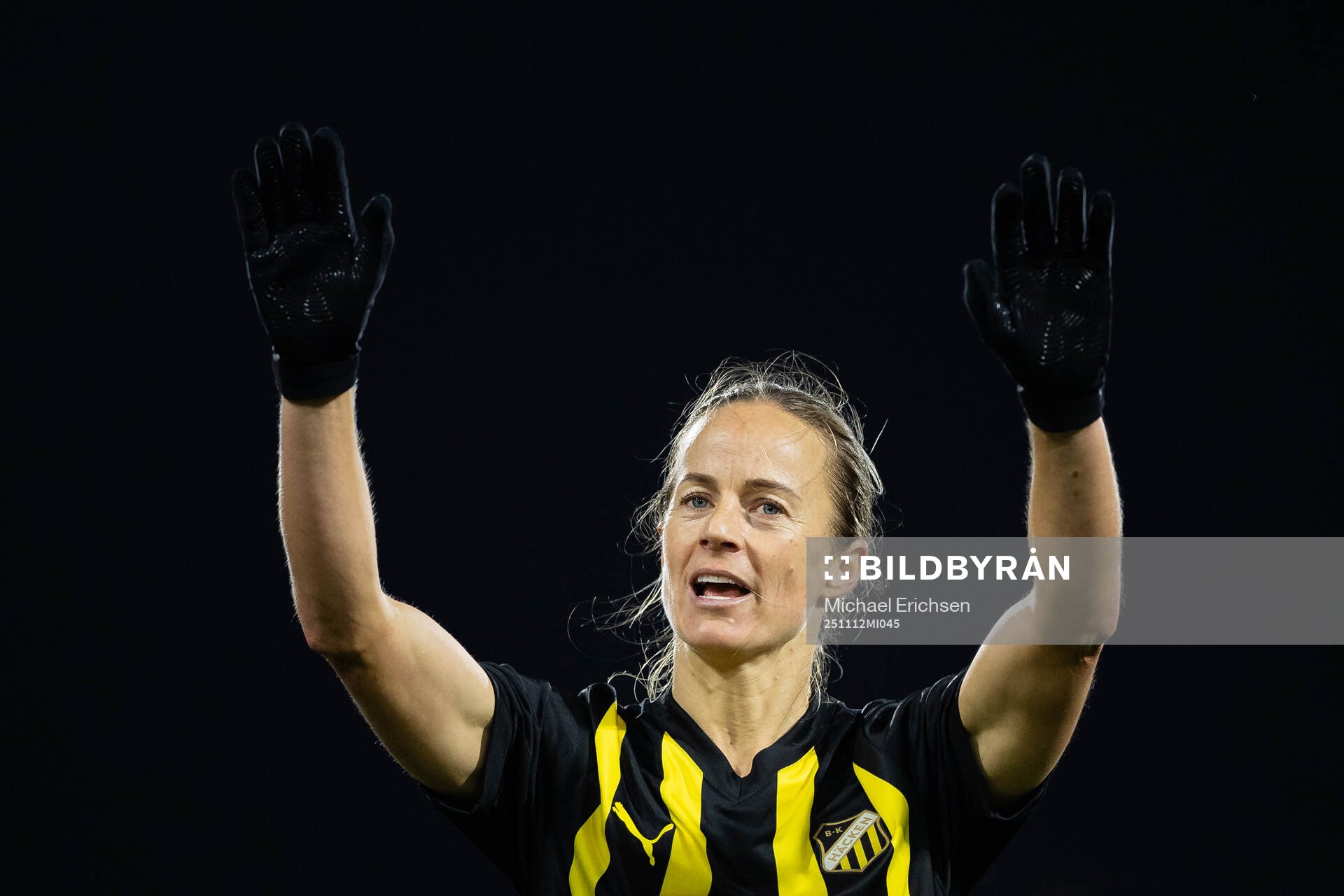 Aivi Luik of Häcken celebrate