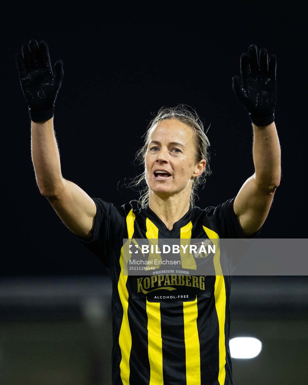 Aivi Luik of Häcken celebrate