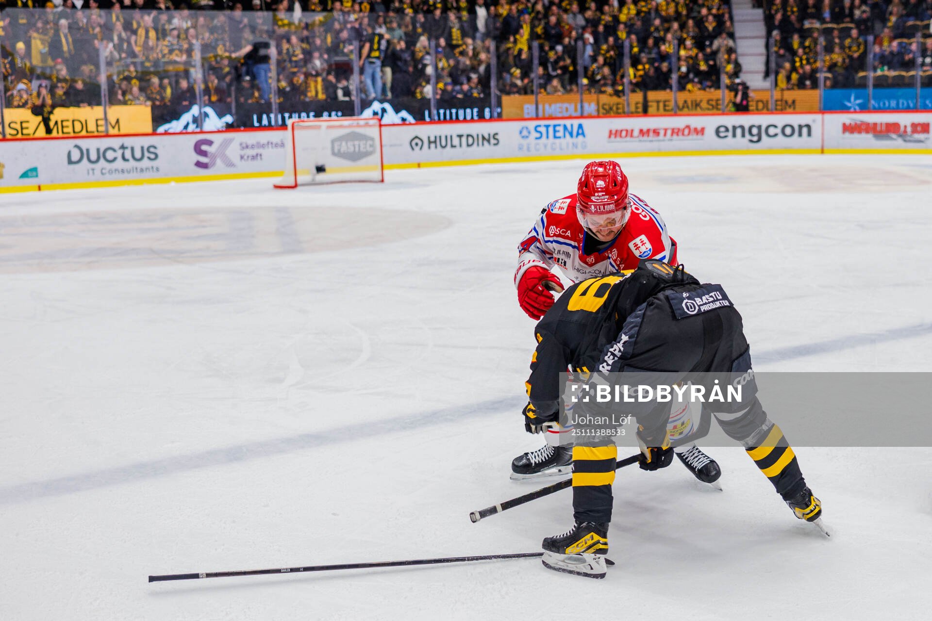Timrås Jonathan Dahlén och Skellefteås Jonathan Pudas i