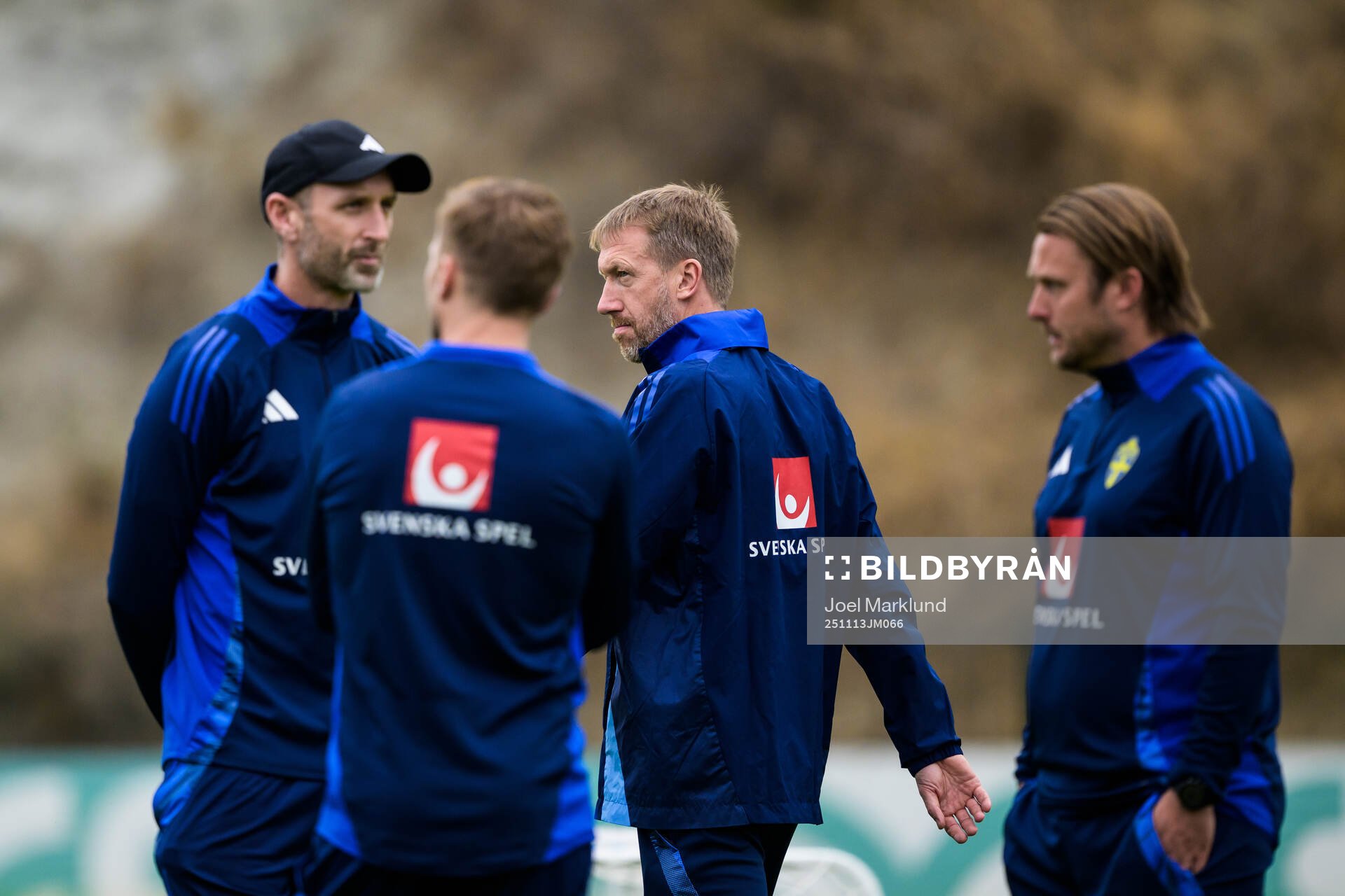 Assistant coach Andreas Georgson, assistant coach Sebastian