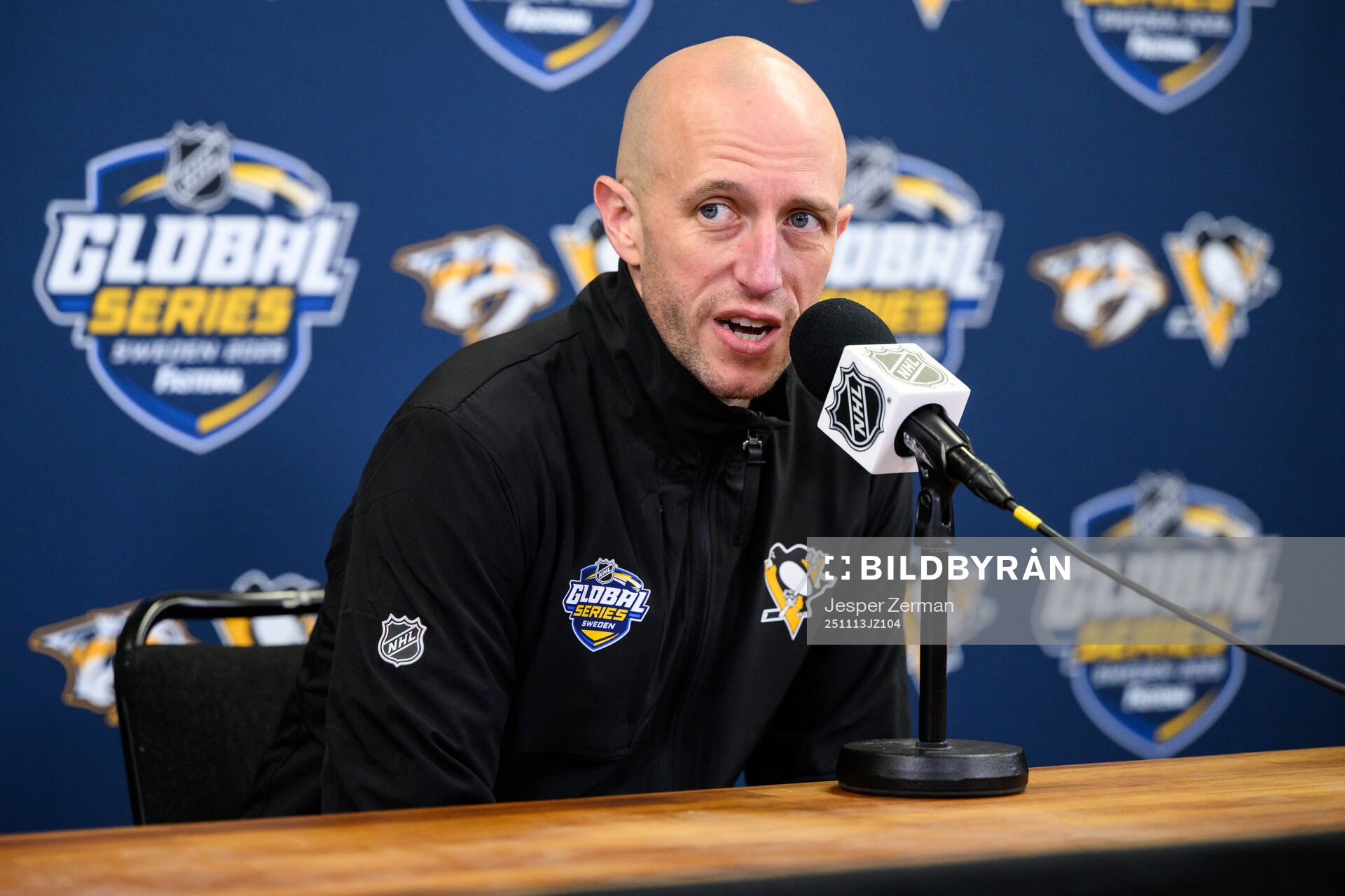 Head coach Dan Muse of Pittsburgh Penguins at a press