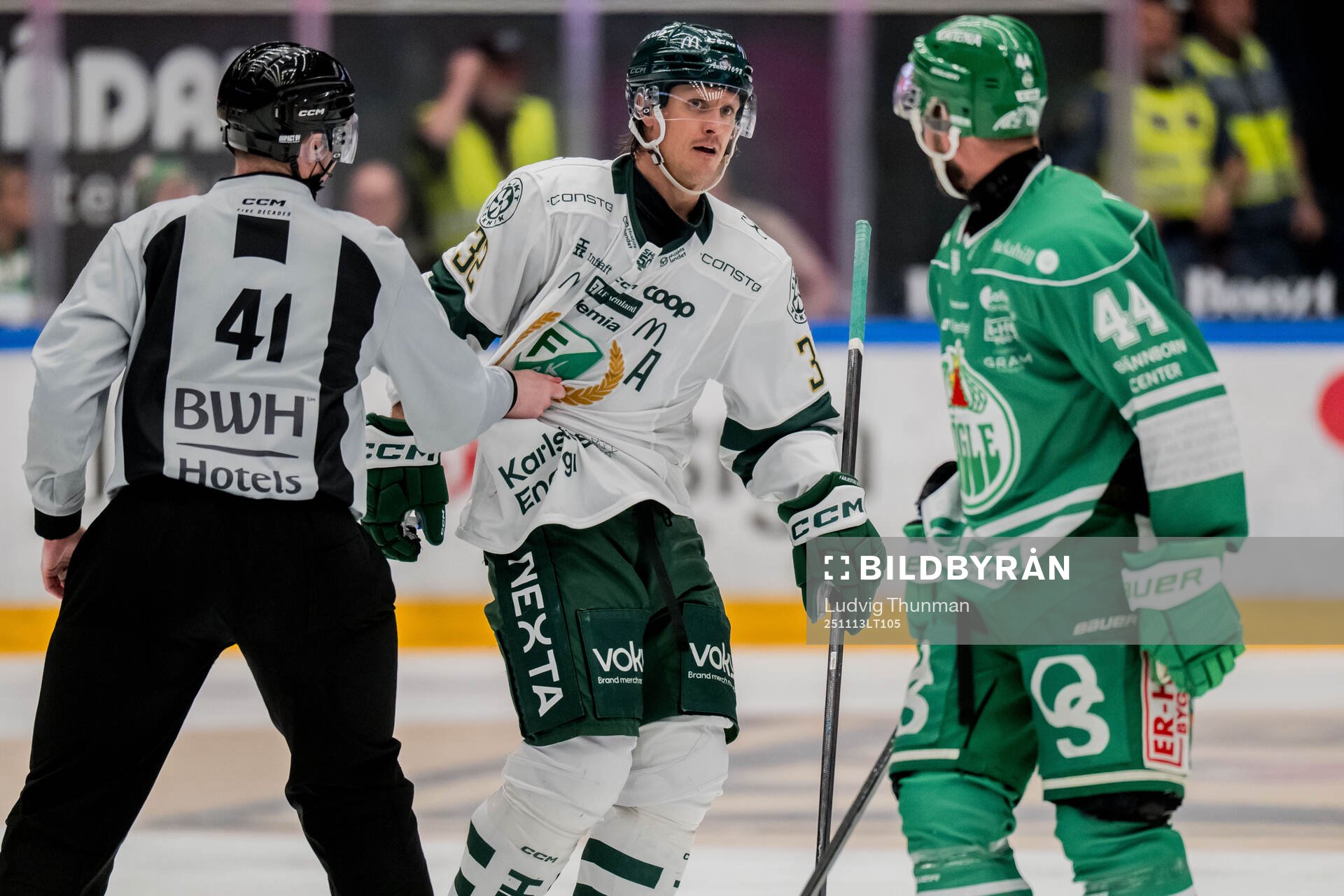 Färjestads Magnus Nygren och Rögles Calvin De Haan