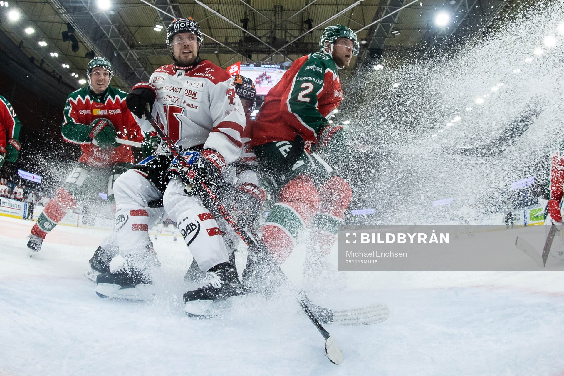 Örebros Teemu Turunen och Frölundas Christian Folin