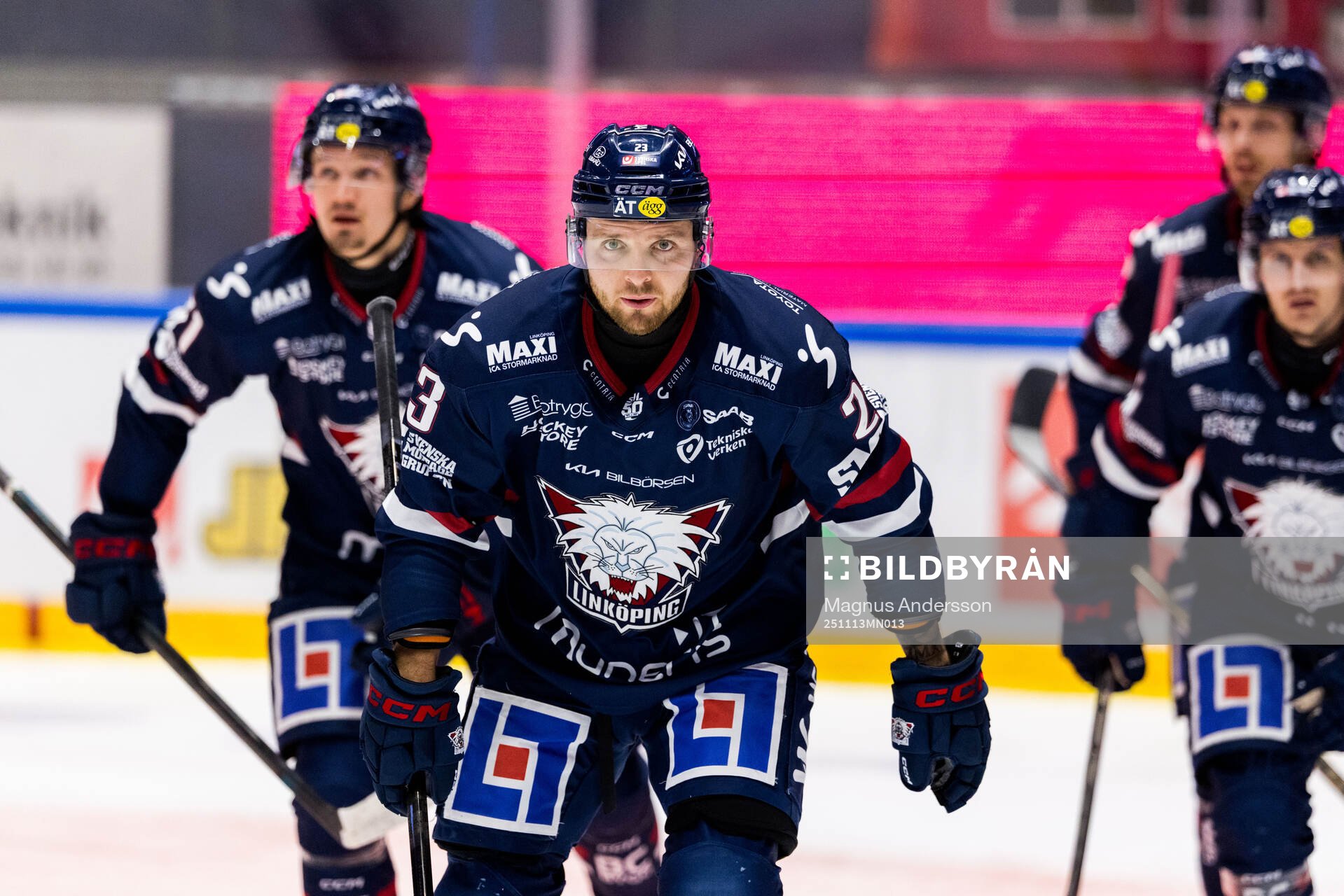 Linköpings Robin Kovacs jublar