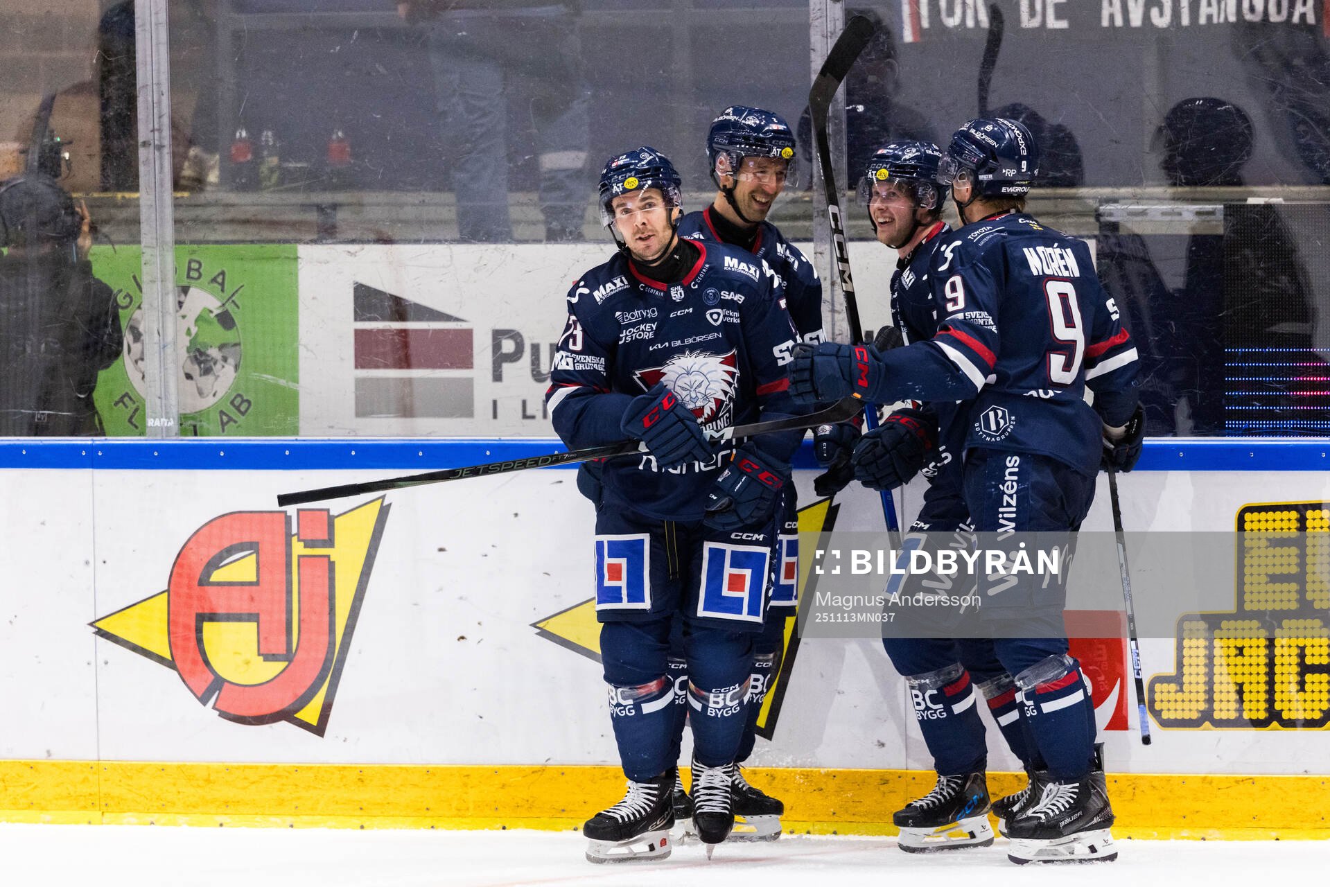 Linköpings Nicholas Shore jublar
