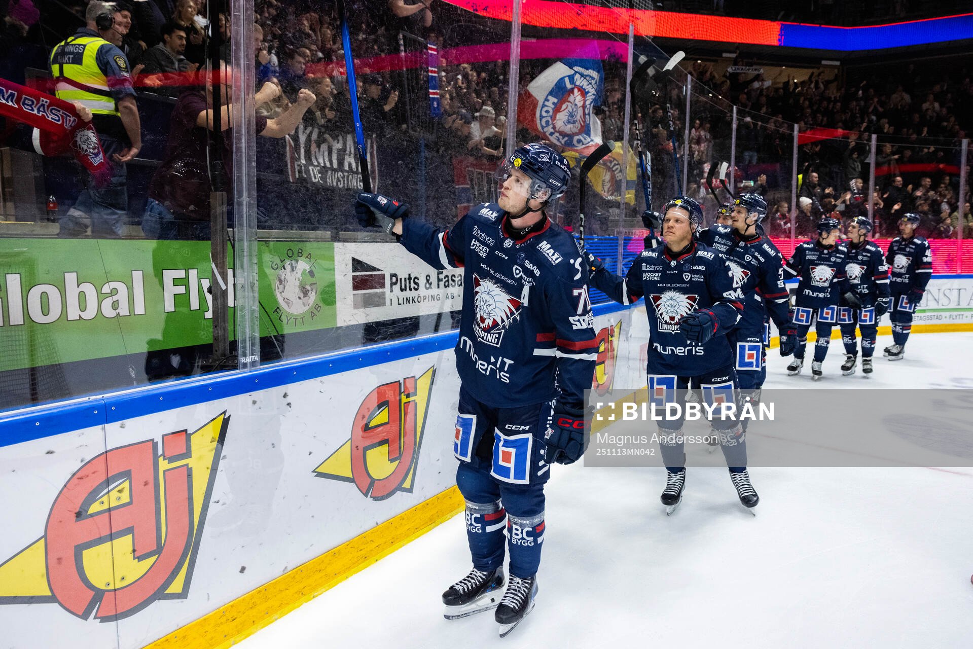 Linköpings Fredrik Karlström jublar