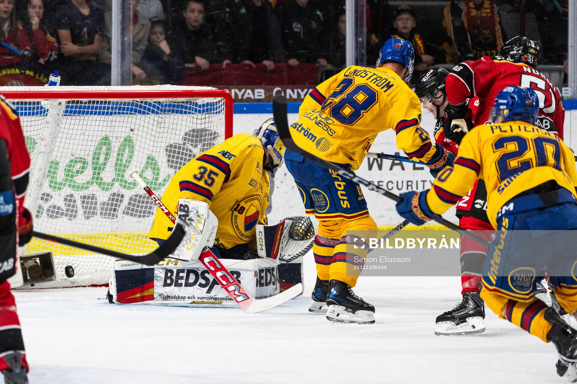 Luleås Markus Nurmi gör 2-2 bakom Djurgårdens målvakt