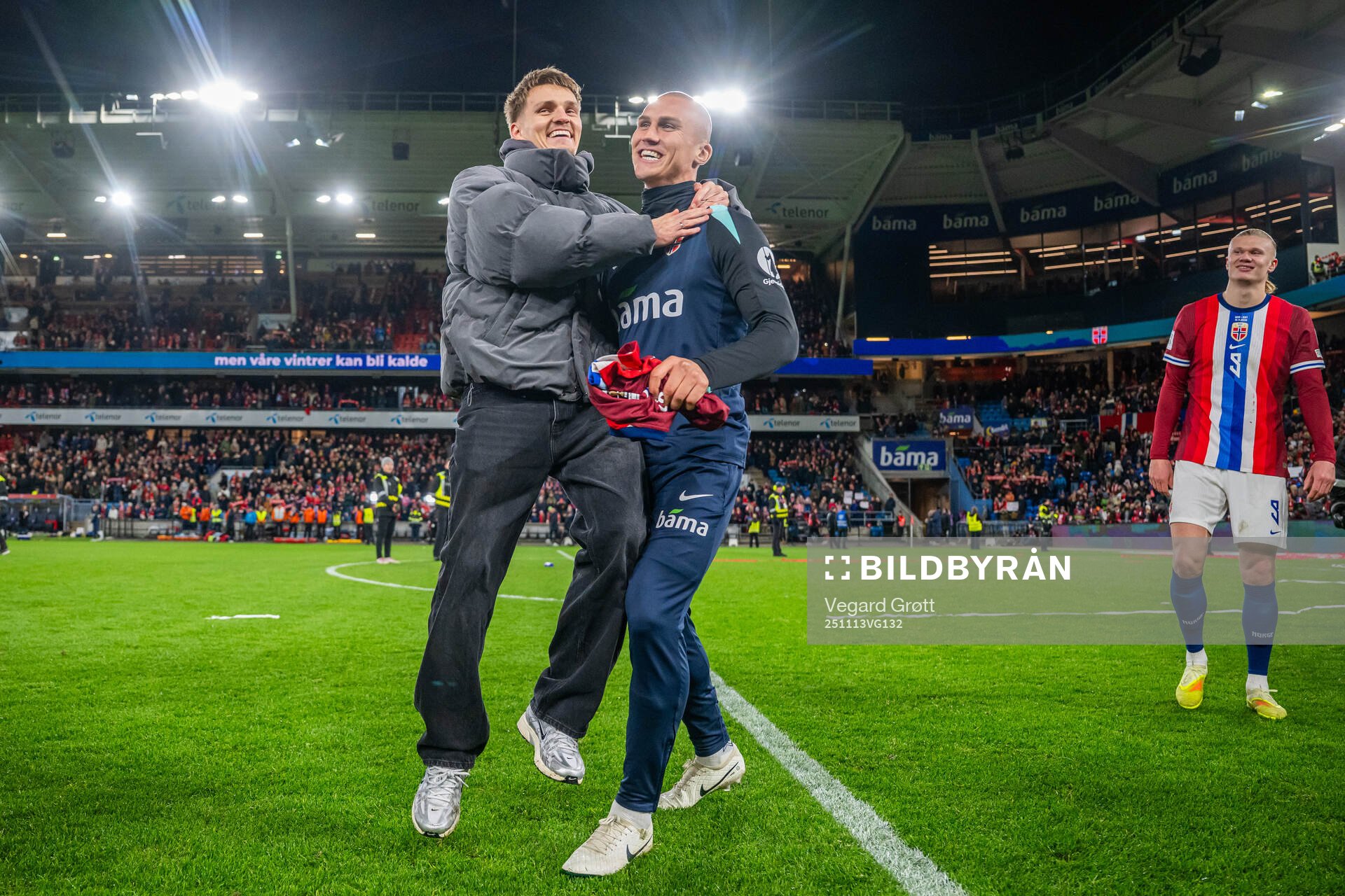 Martin Ødegaard and Leo Østigård of Norway celebrate