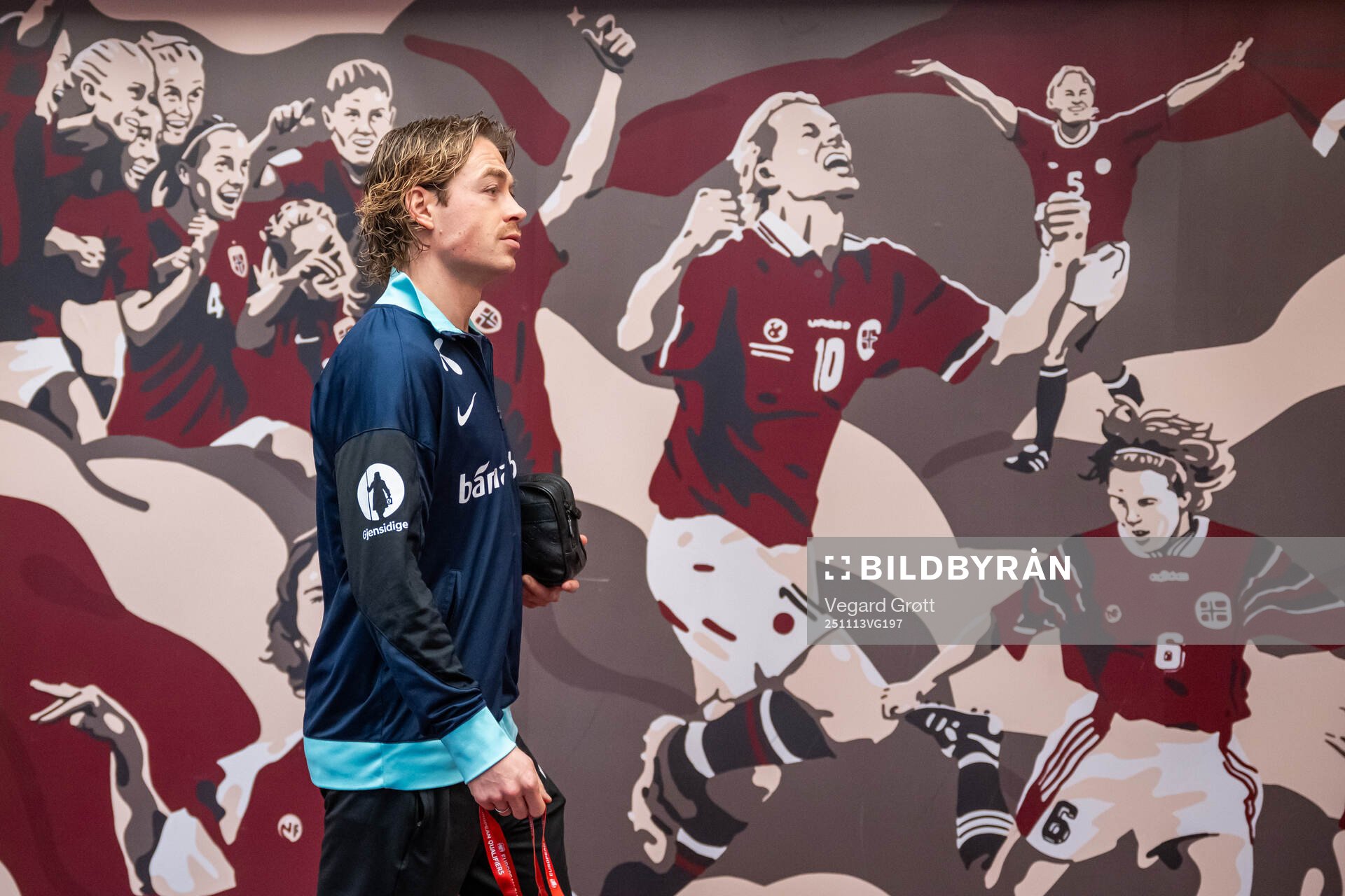 Patrick Berg of Norway arrives