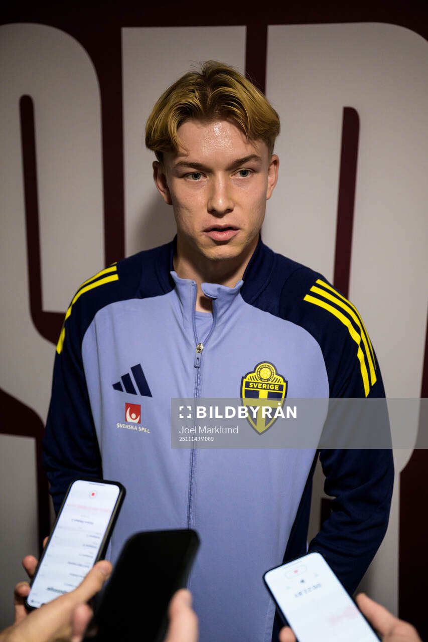 Daniel Svensson of the Swedish national football team talks