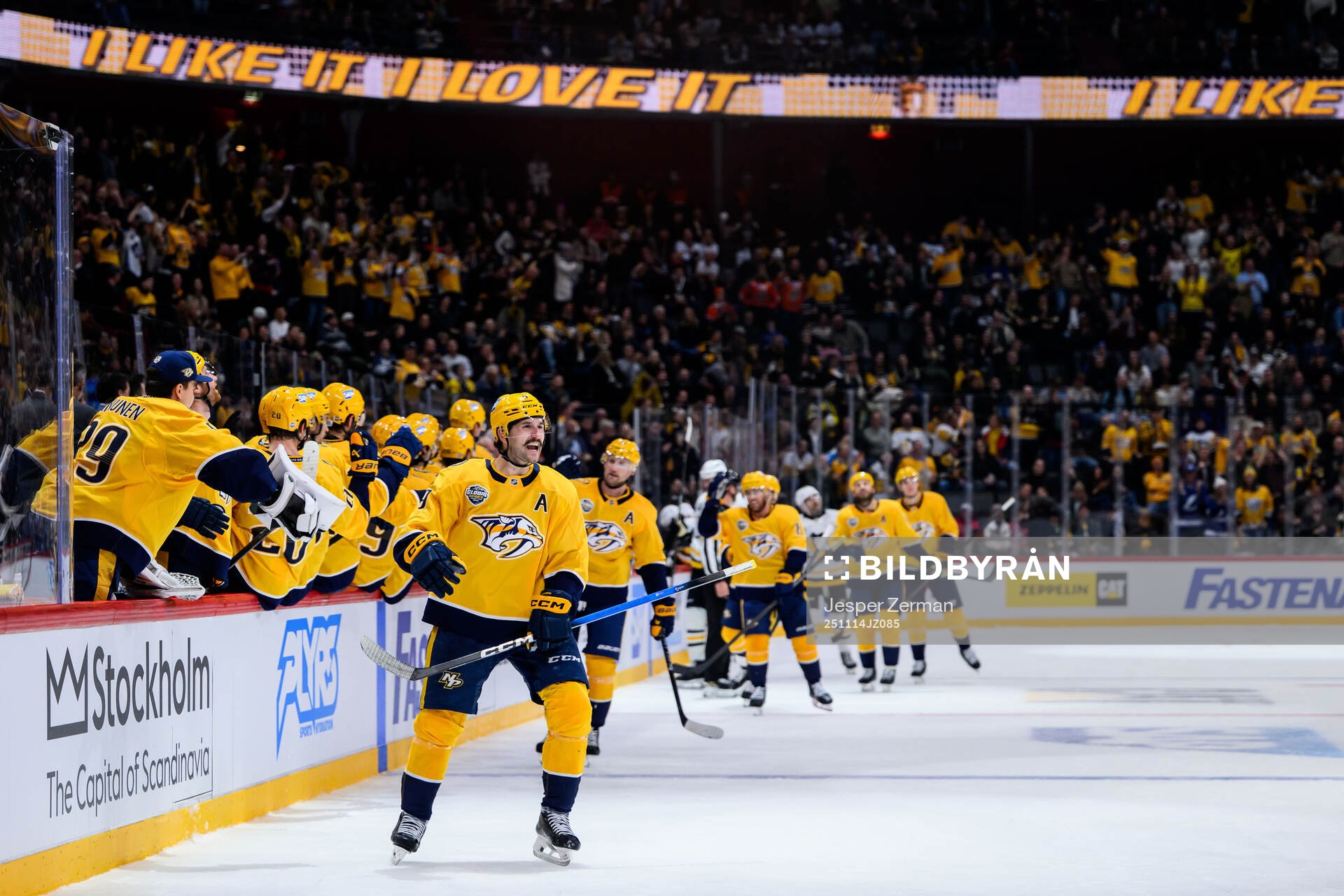 Filip Forsberg of Nashville Predators celebrates