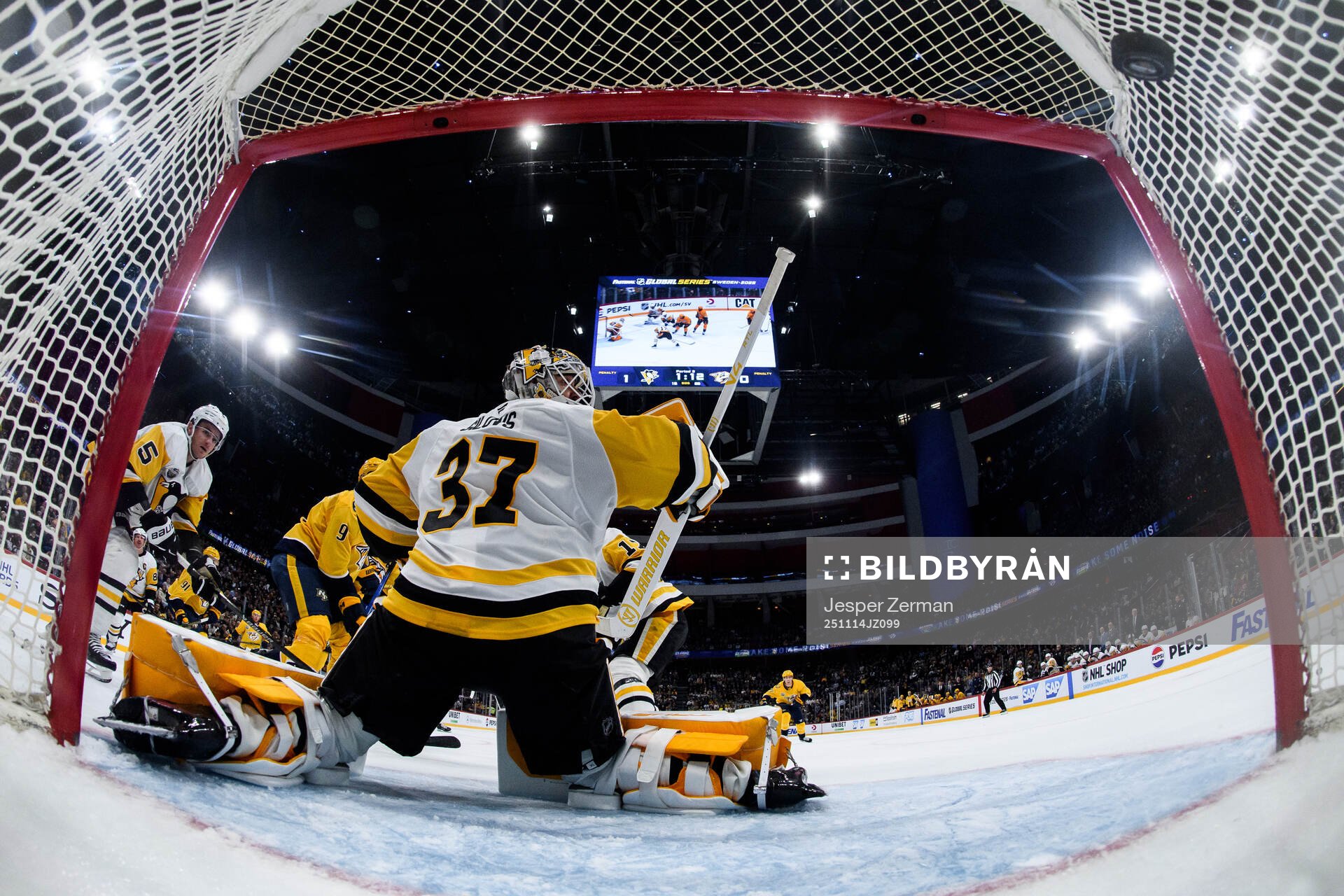 goalkeeper Arturs Silovs of Pittsburgh Penguins lets in 1-1