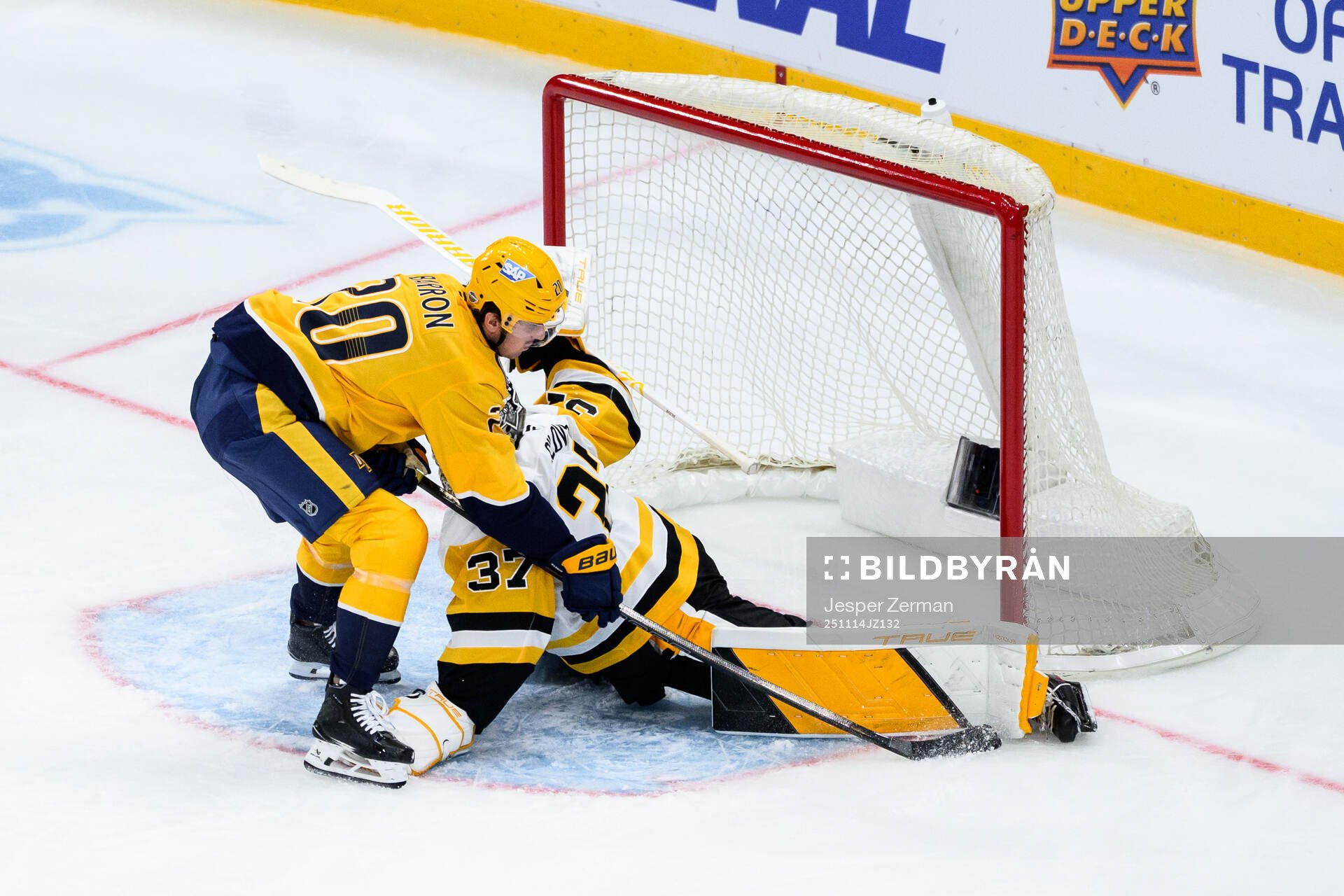 Justin Barron of Nashville Predators and goalkeeper Arturs