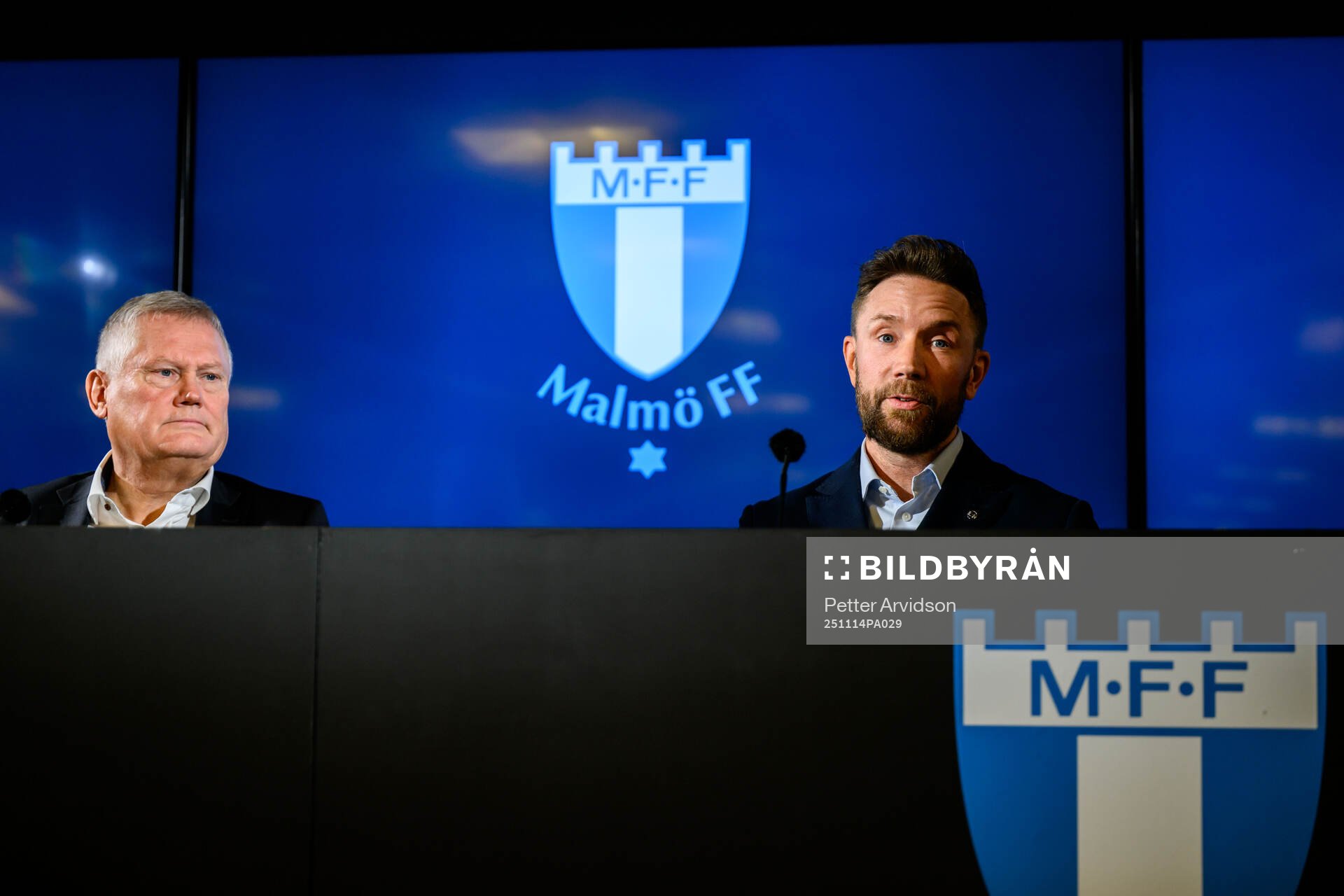 Ordförande Anders Pålsson när Jimmy Rosengren