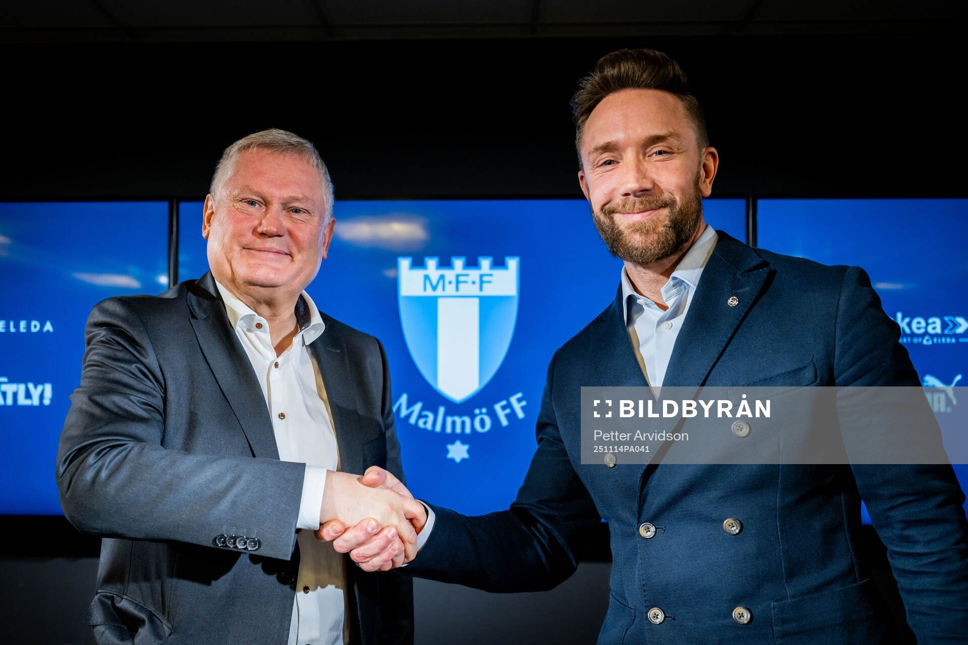 Ordförande Anders Pålsson när Jimmy Rosengren