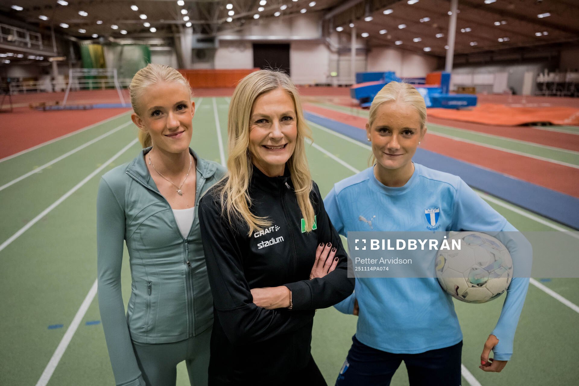 Friidrottande Ebba Elm, mamma Linda Elm och