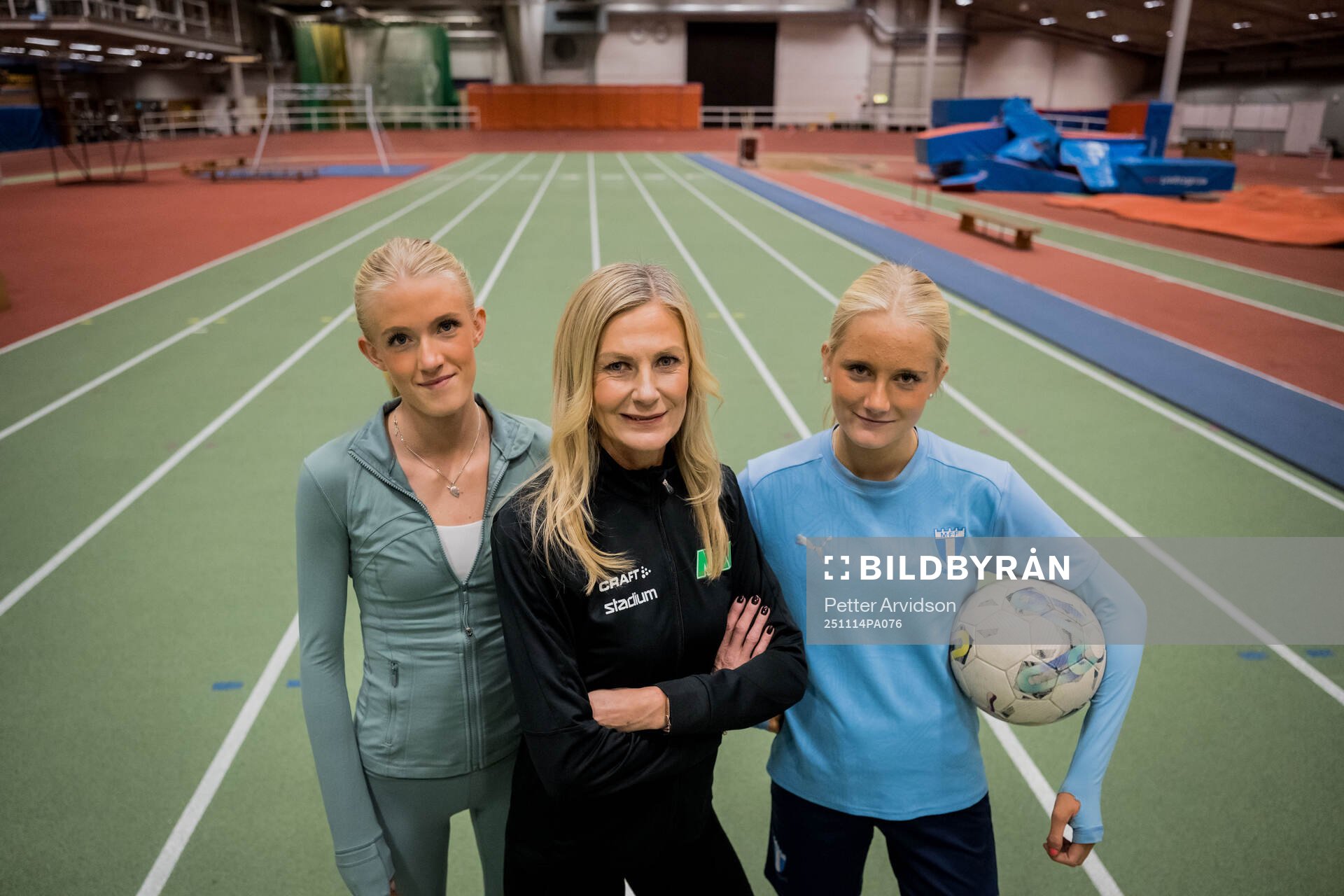 Friidrottande Ebba Elm, mamma Linda Elm och