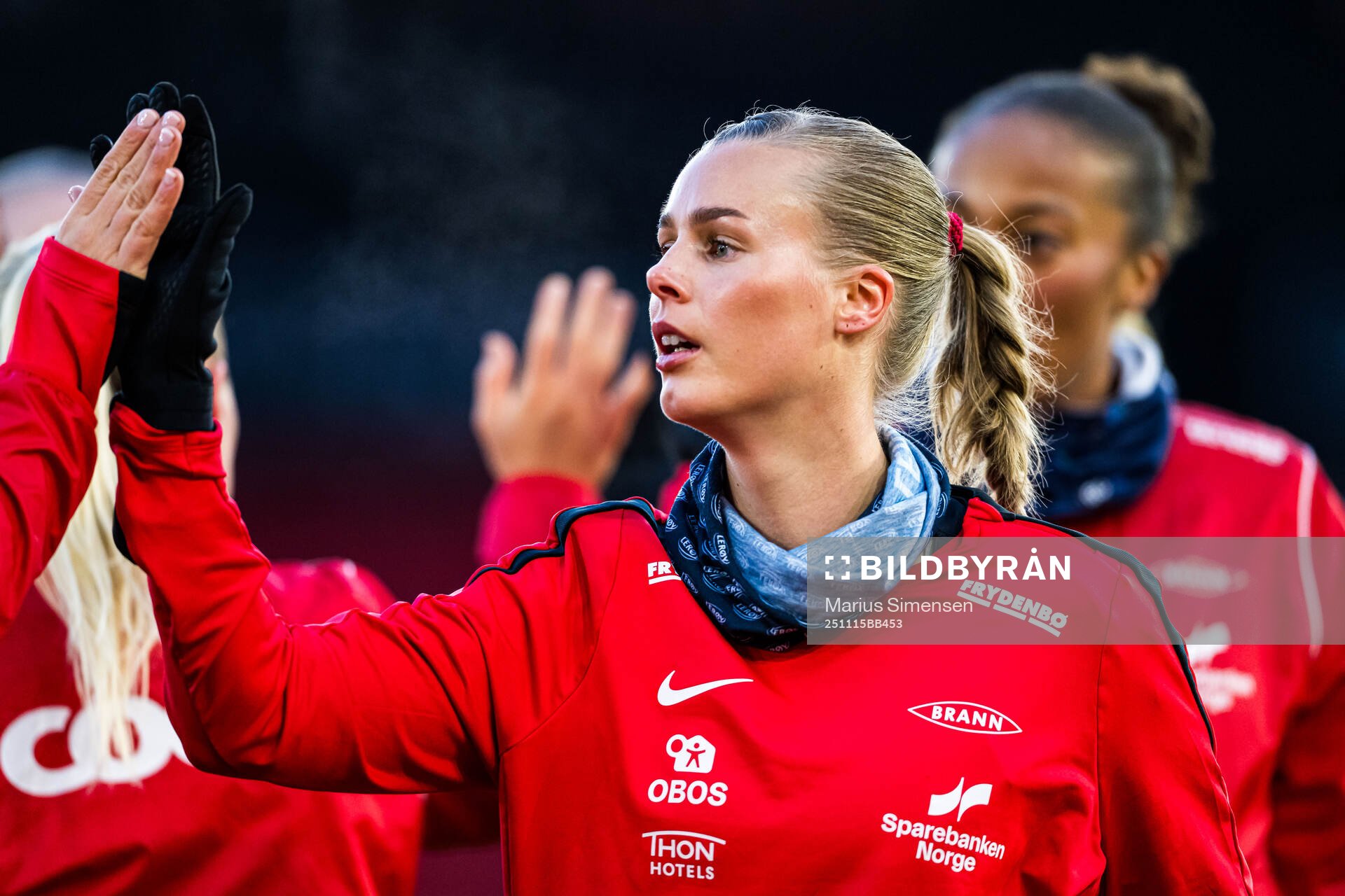 Nora Lie Eghdami of Brann warms up