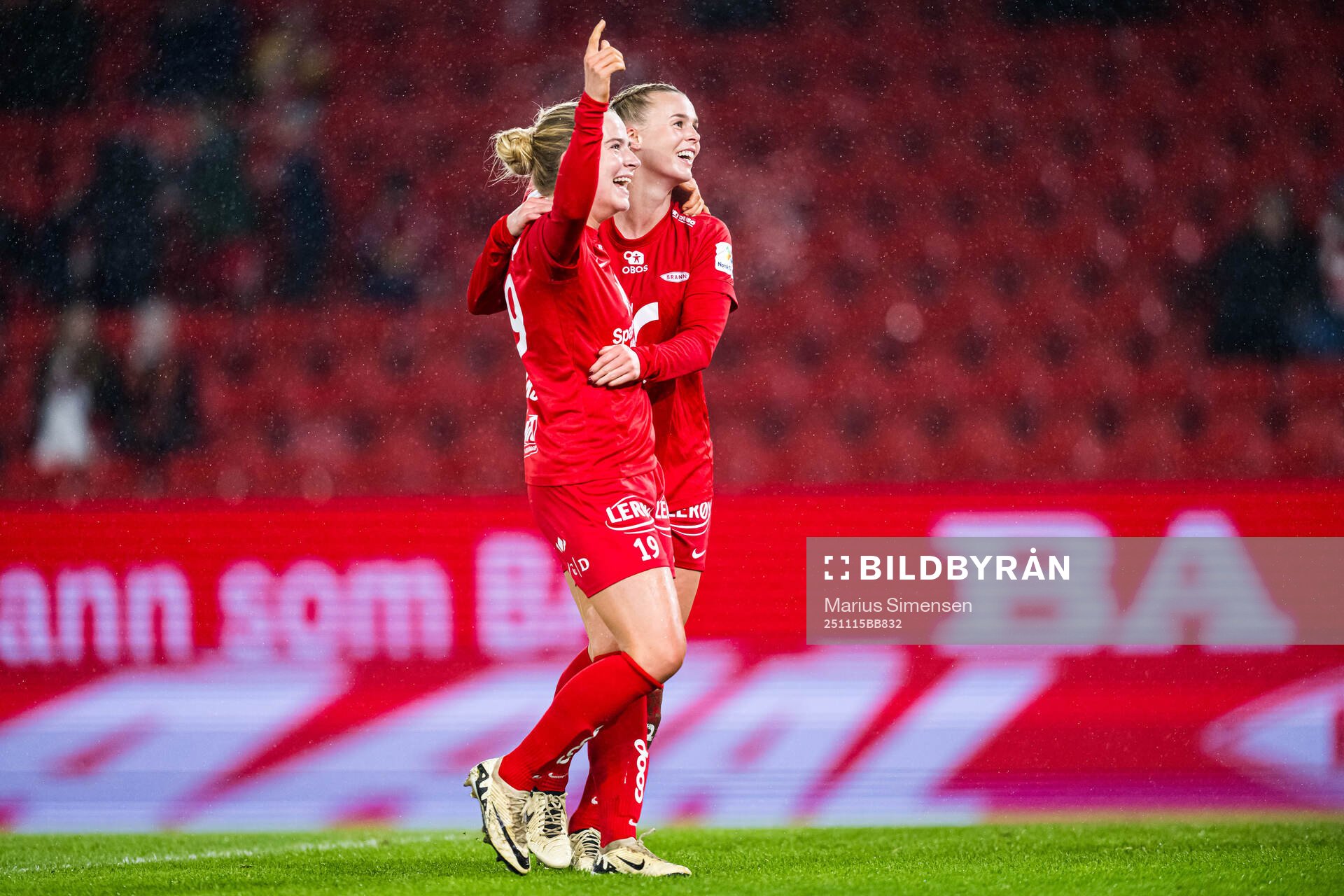 Monica Isaksen of Brann celebrates