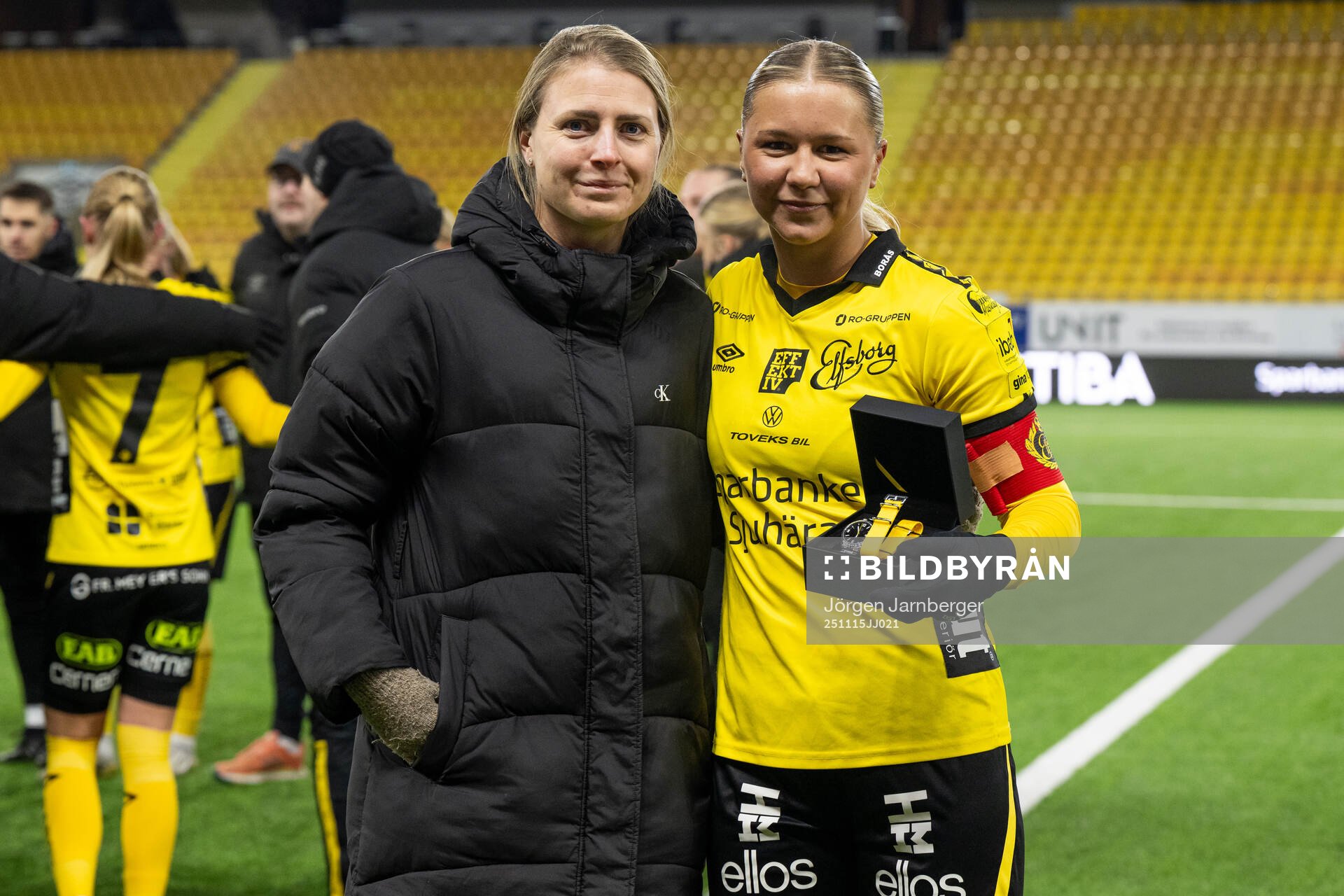 Elfsborgs damfotbollsansvarige Jenny Holm lämnar över