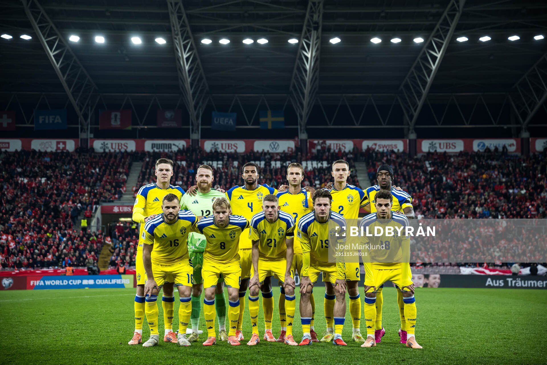 The starting eleven of Sweden pose for a team photo