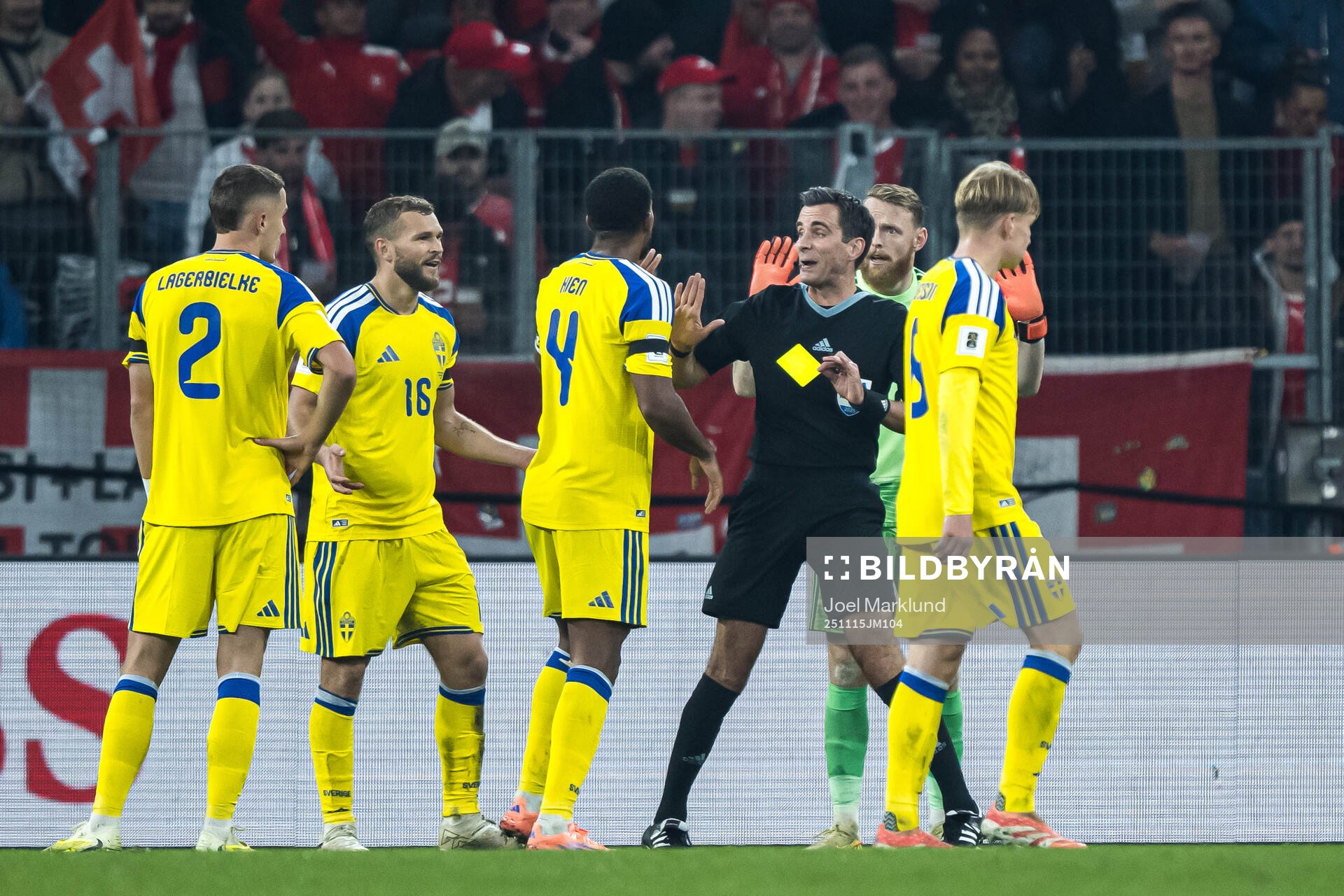 Jesper Karlström, Isak Hien, and Goalkeeper Viktor