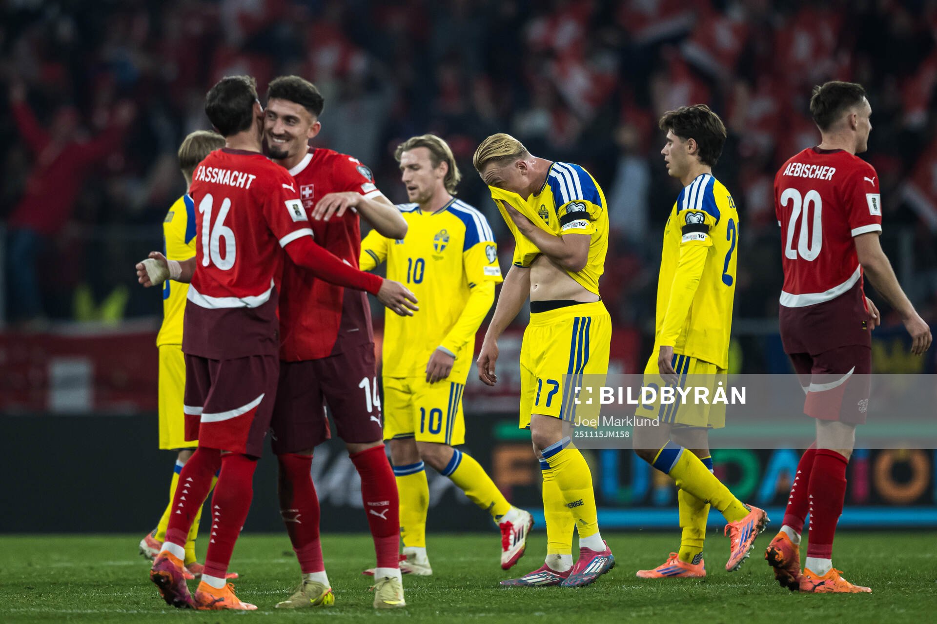 Isac Lidberg of Sweden looks dejected