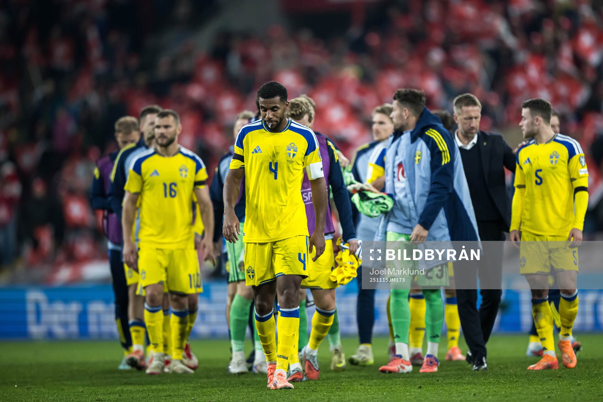 Isak Hien of Sweden look dejected
