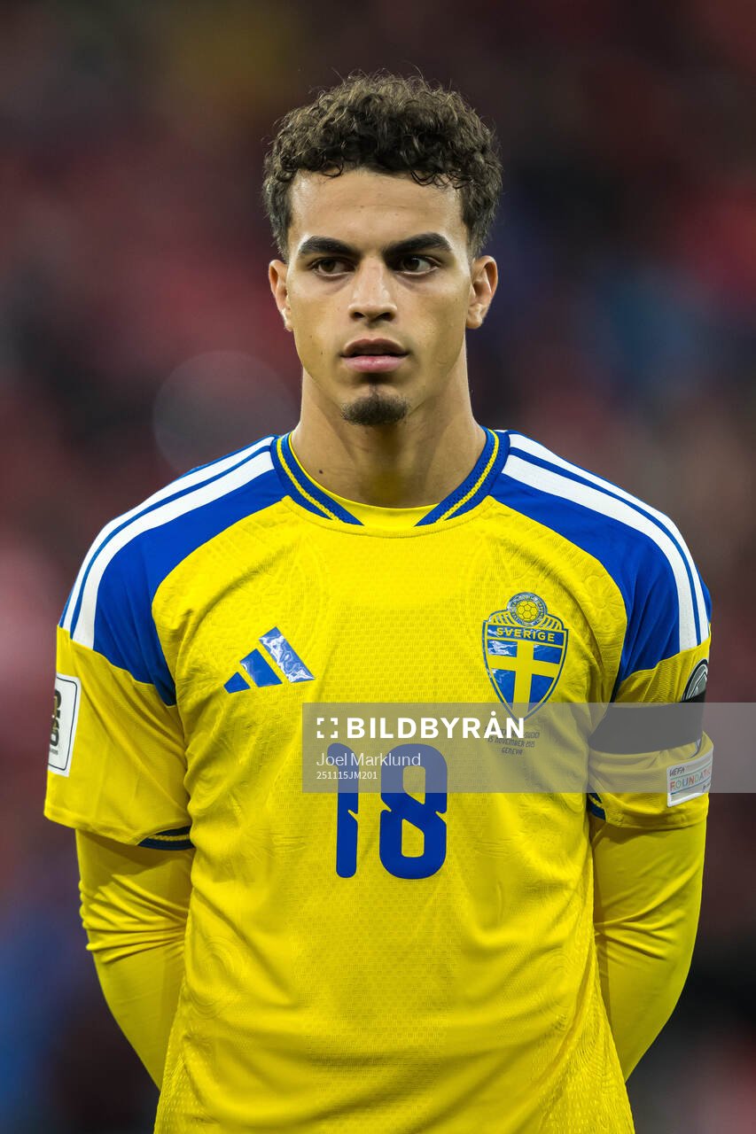 Yasin Ayari of Sweden