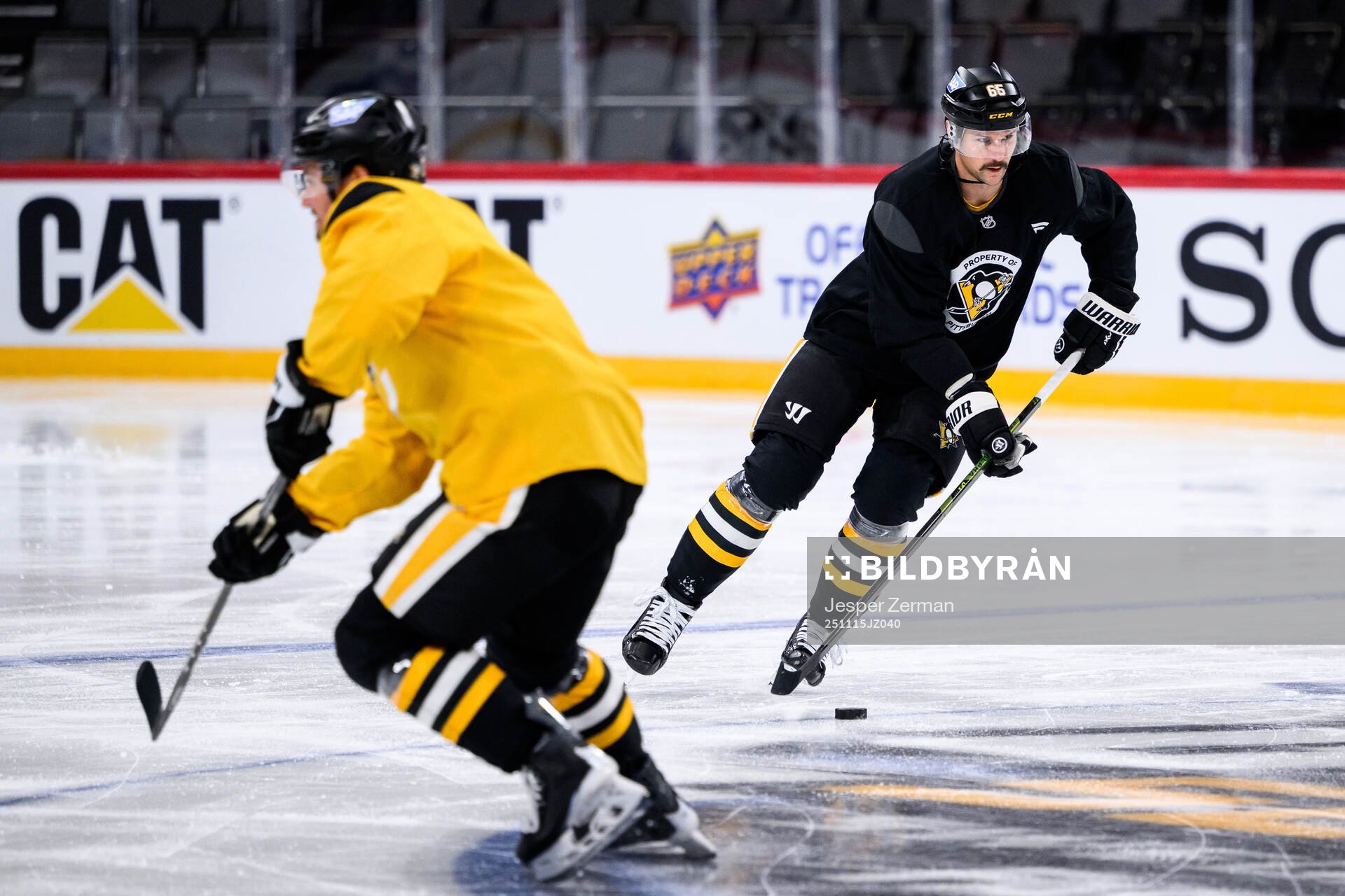 Erik Karlsson at a practice session with Pittsburgh Penguins