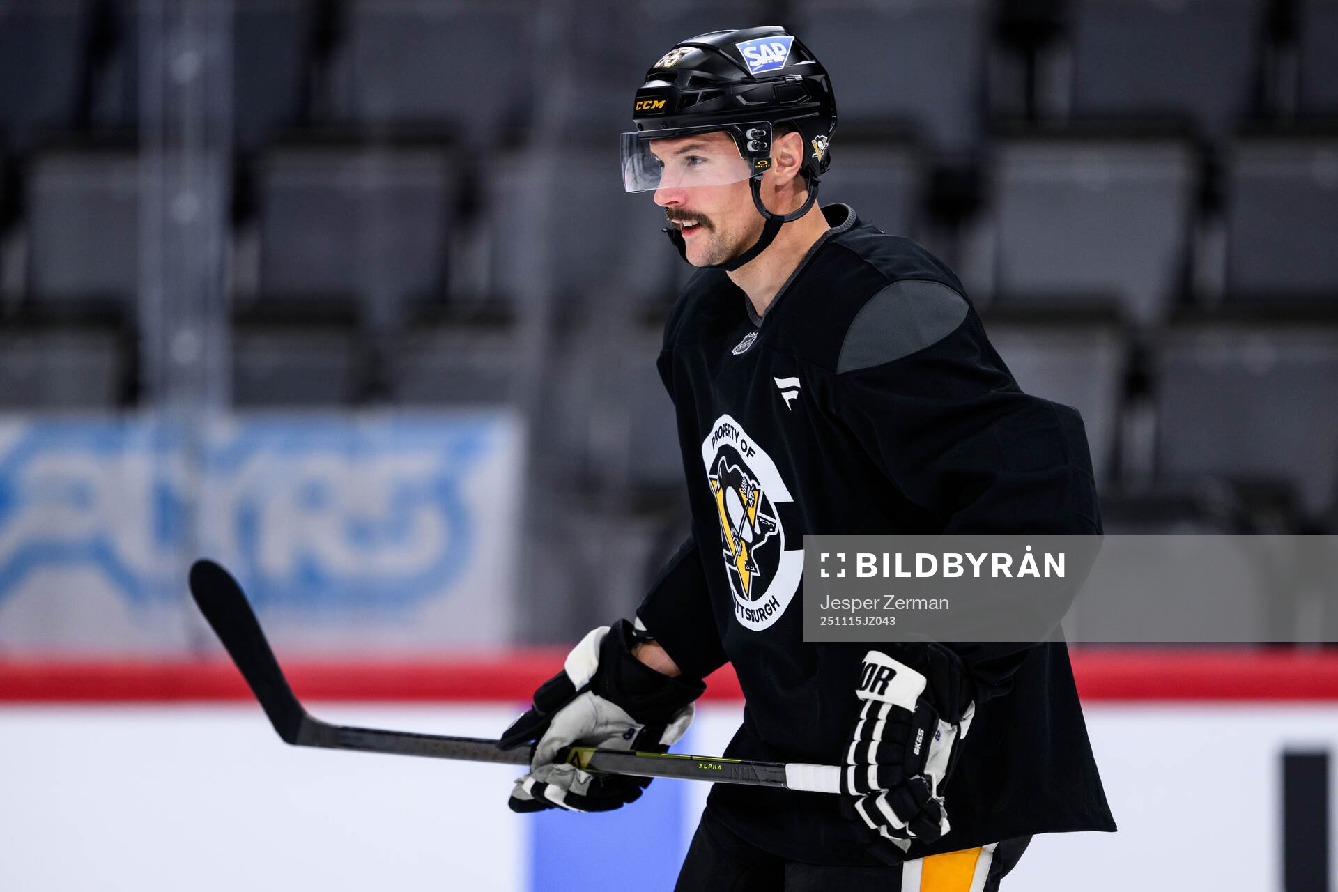 Erik Karlsson at a practice session with Pittsburgh Penguins