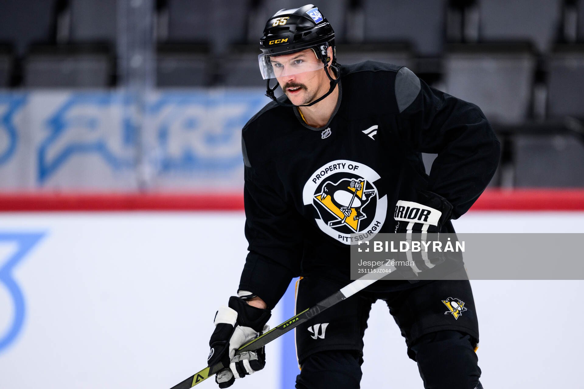 Erik Karlsson at a practice session with Pittsburgh Penguins