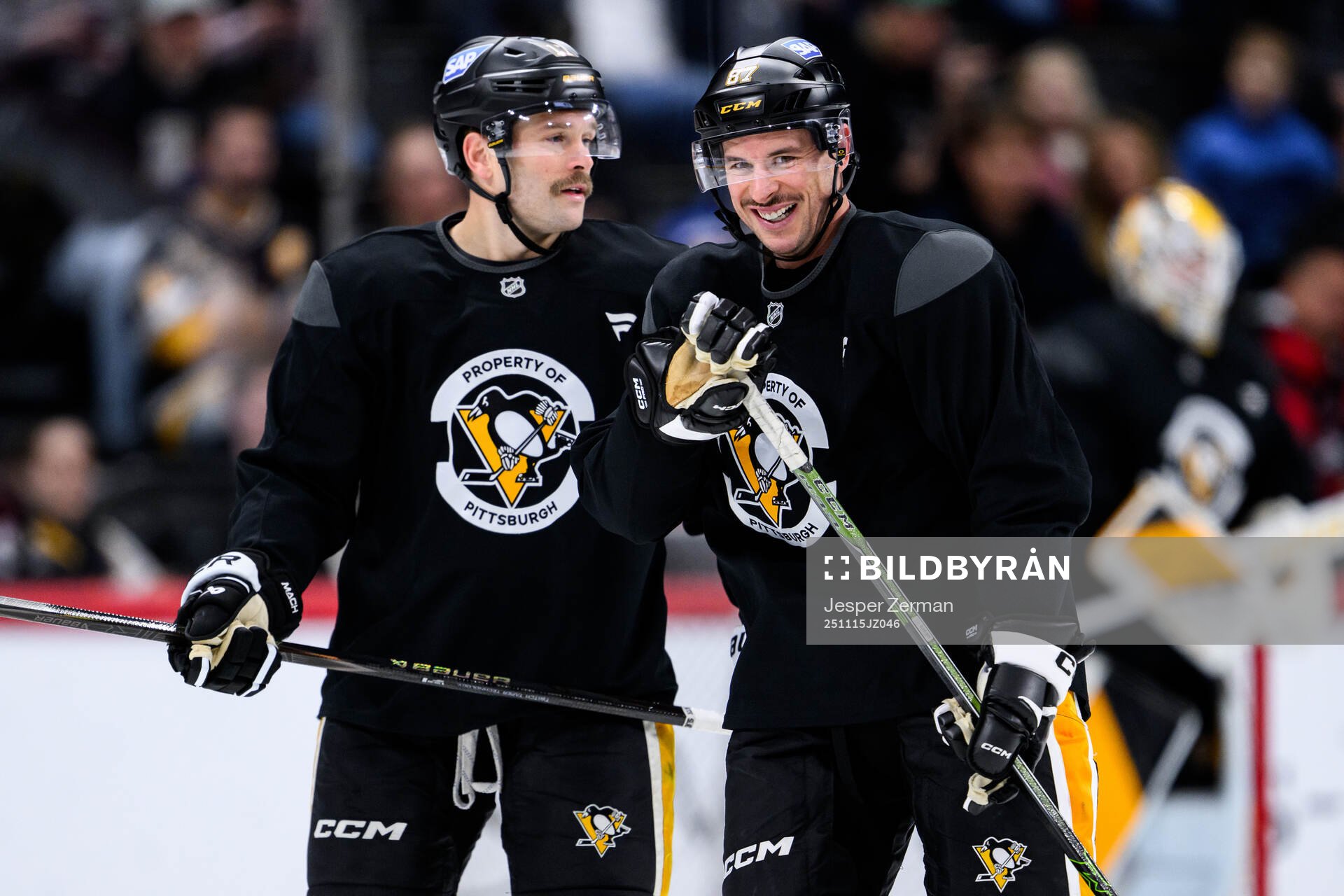 Sidney Crosby at a practice session with Pittsburgh Penguins