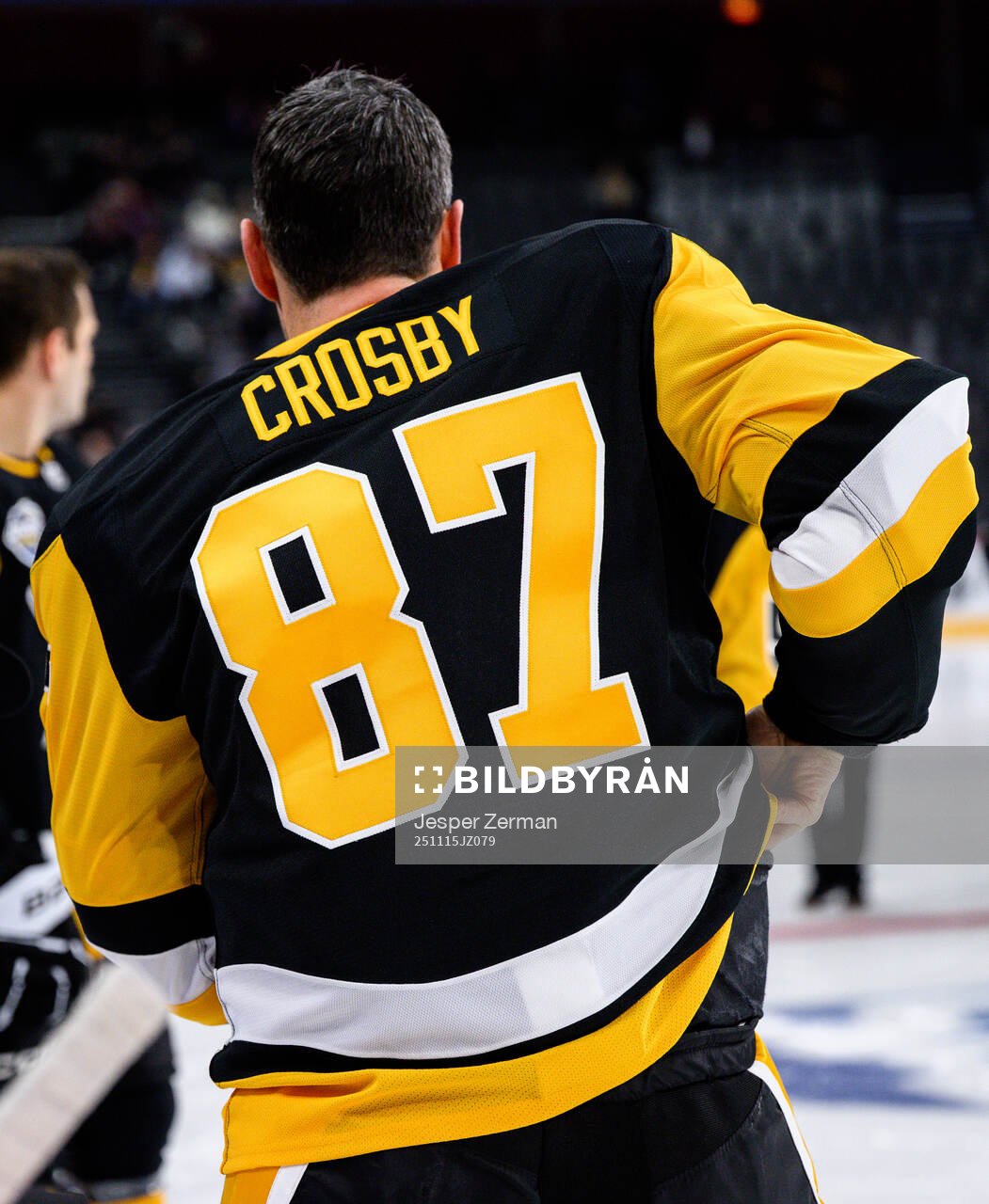 Sidney Crosby at a practice session with Pittsburgh Penguins