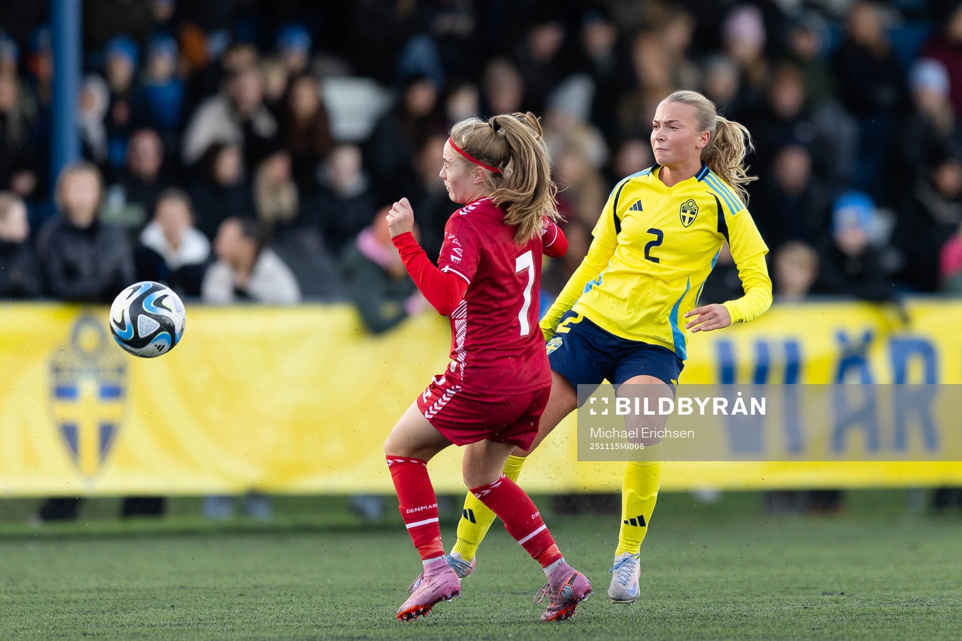 Danmarks Olivia Krogsgaard Mikkelsen och Sveriges Lisen