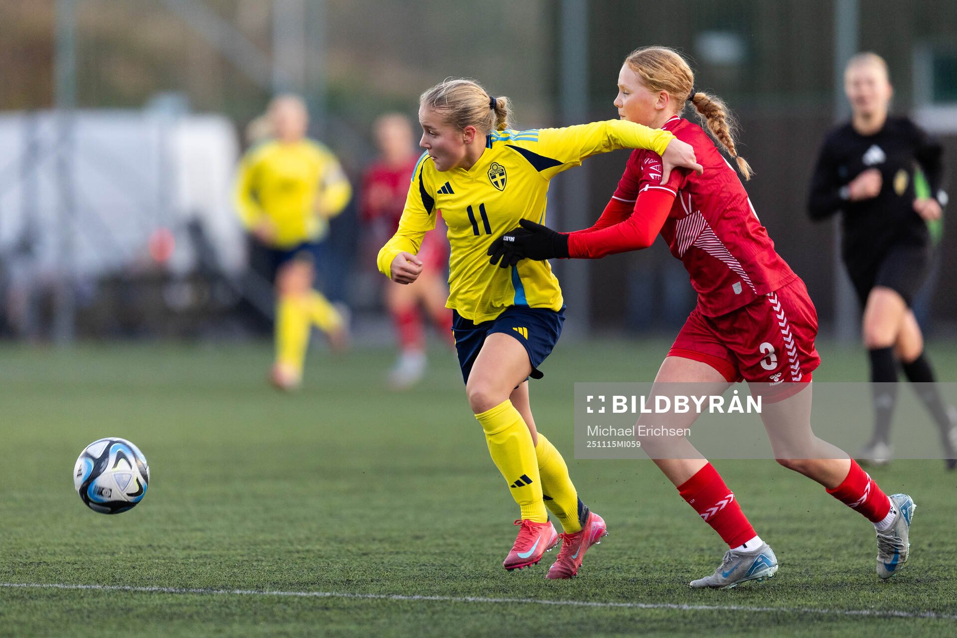 Sveriges Maja Jernström och Danmarks Mathilde Lind Elmgren