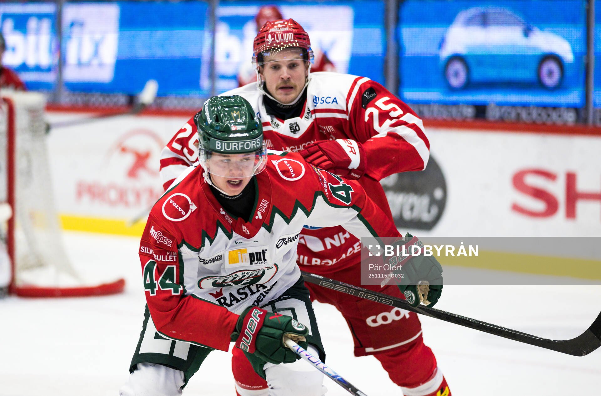 Frölundas Noah Dower Nilsson och Timrås Linus Nässén