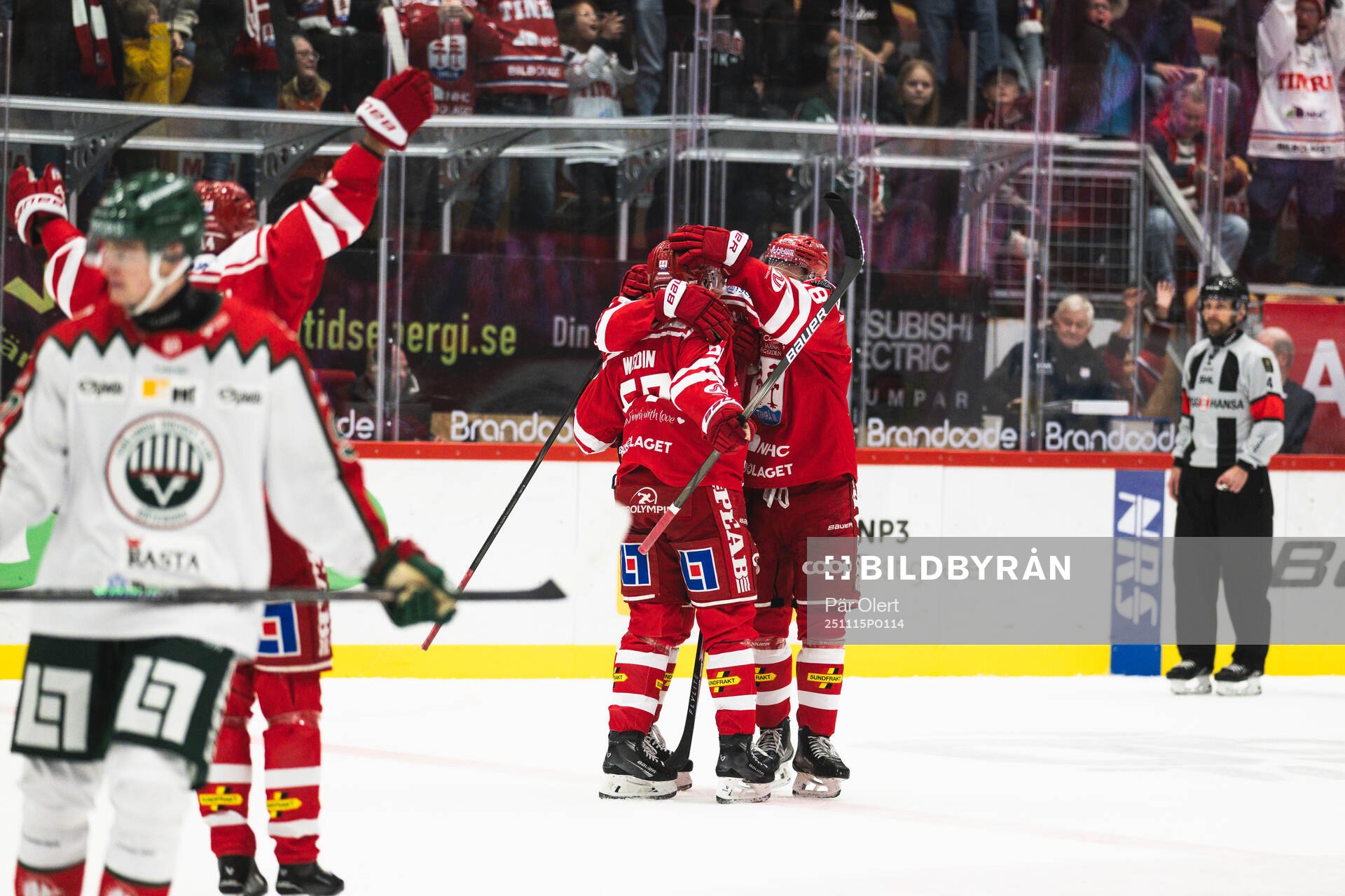 Timrås Sebastian Hartmann jublar
