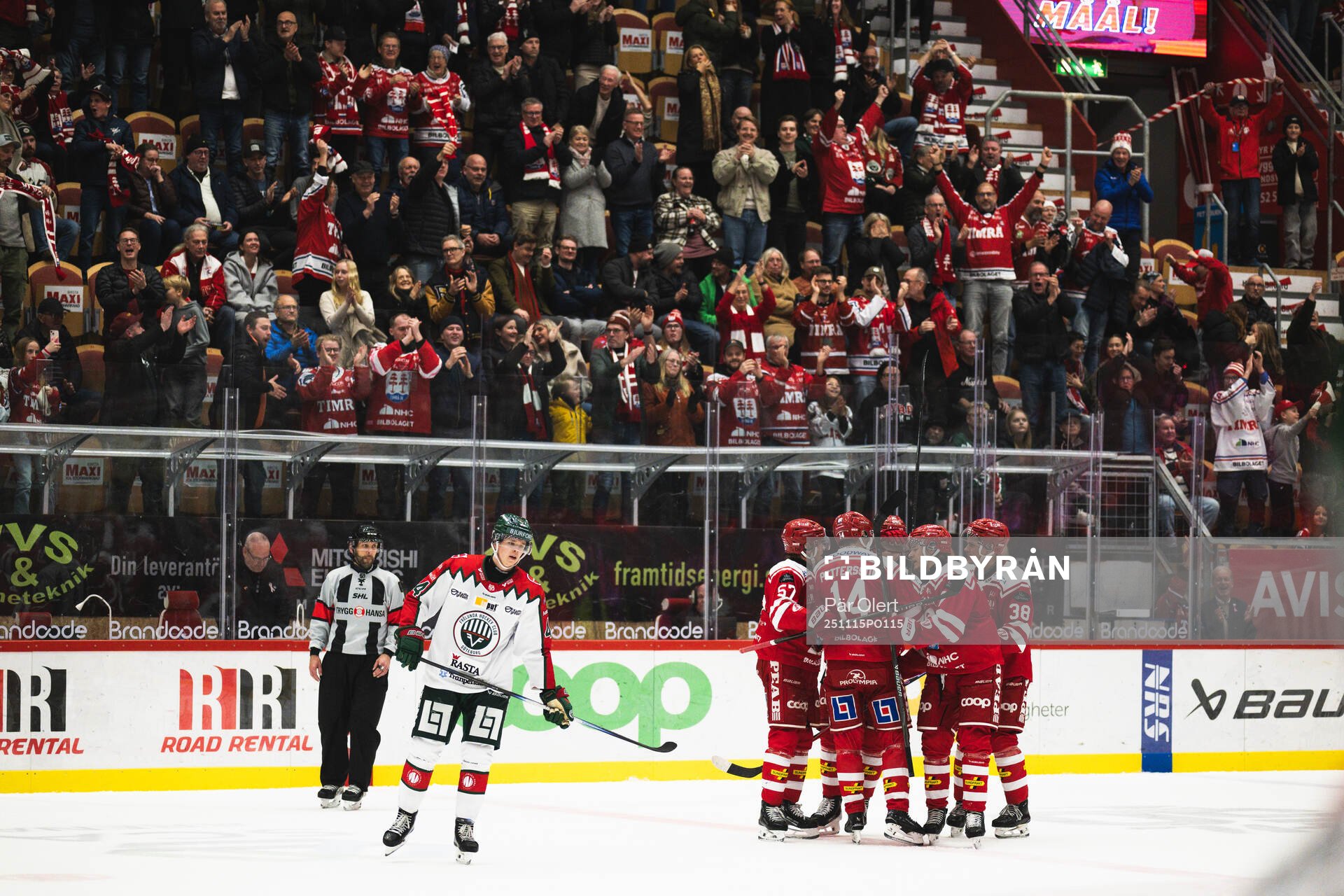 Timrås Sebastian Hartmann jublar