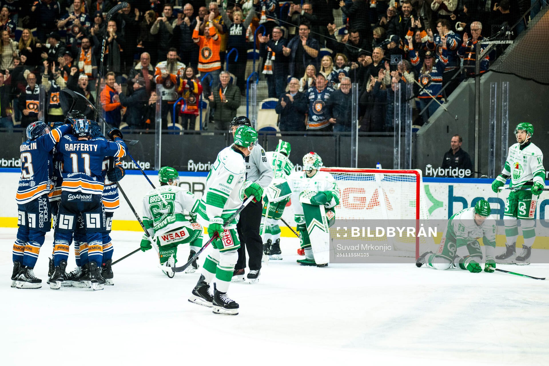 Växjös Brian Cooper jublar