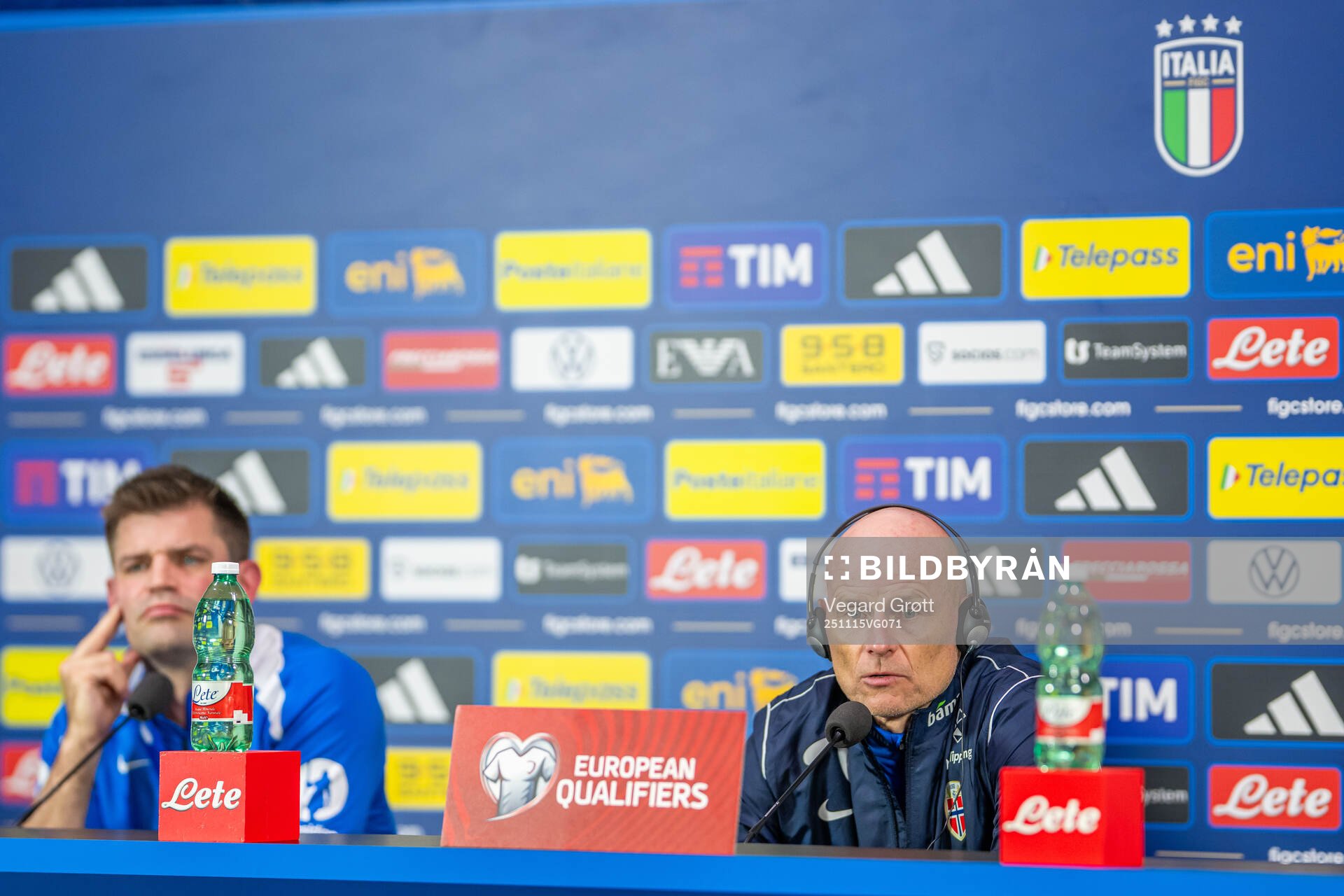 Press officer Morten Morisbak Skjønsberg and head coach