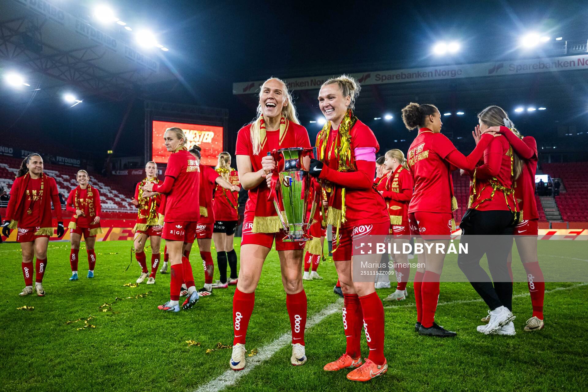 Maria Thorisdottir and Karoline Haugland of Brann