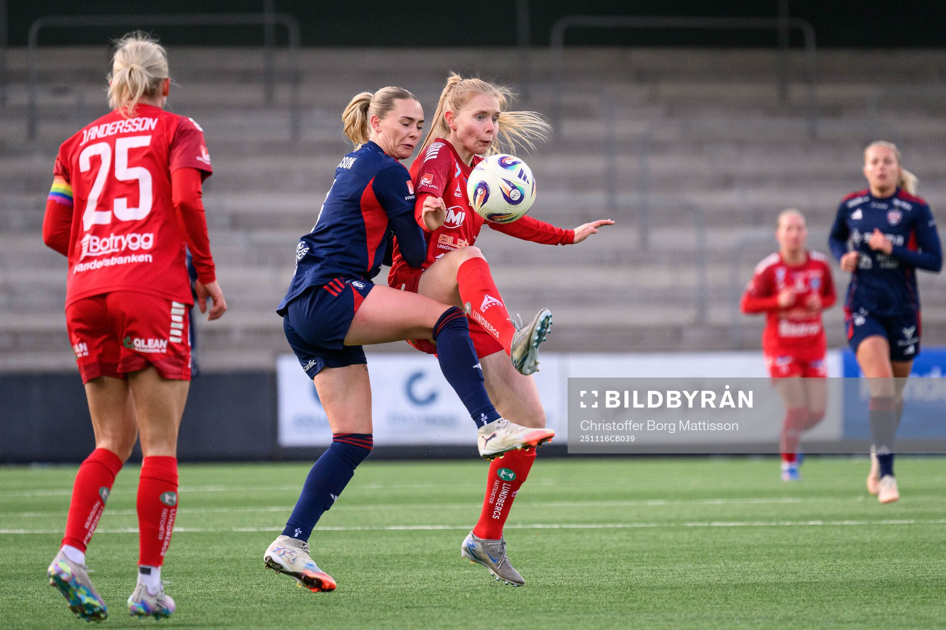 Rosengårds Emma Jansson och Linköpings Malin Johnsen Brenn
