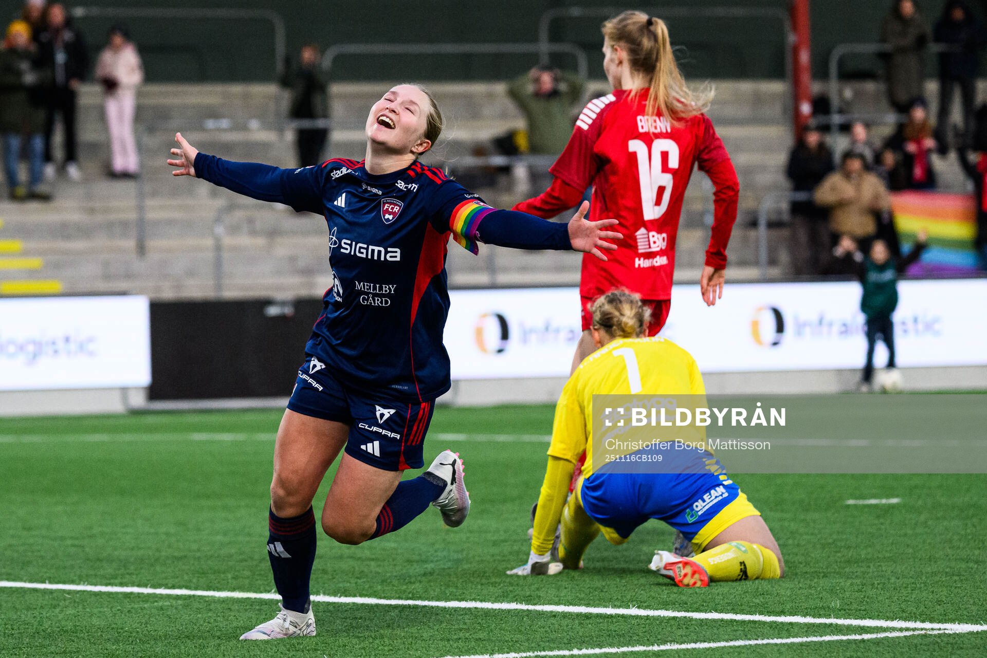 Rosengårds Hanna Andersson jublar