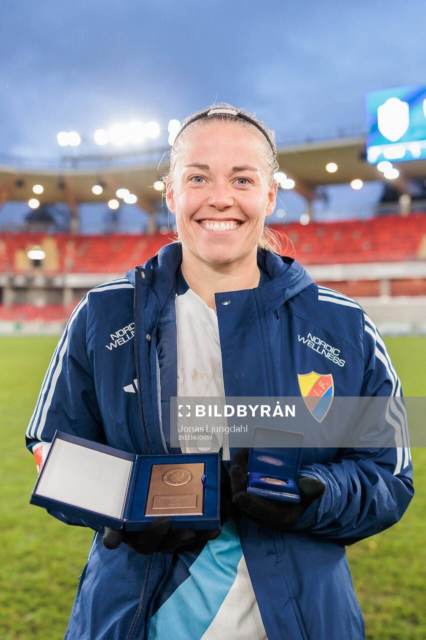 Djurgårdens Therese Åsland medaljer