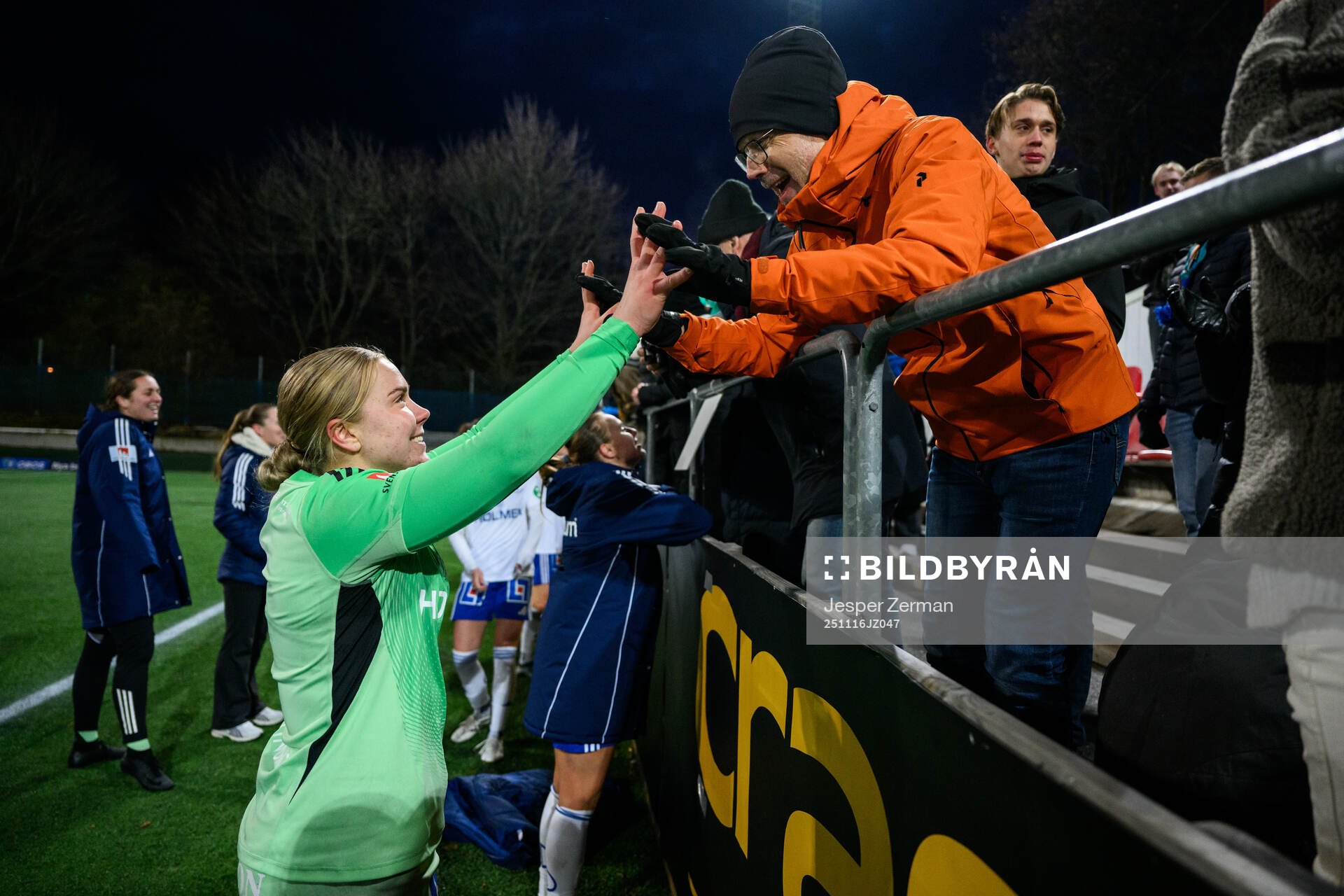 IFK Norrköpings Sofia Hjern jublar
