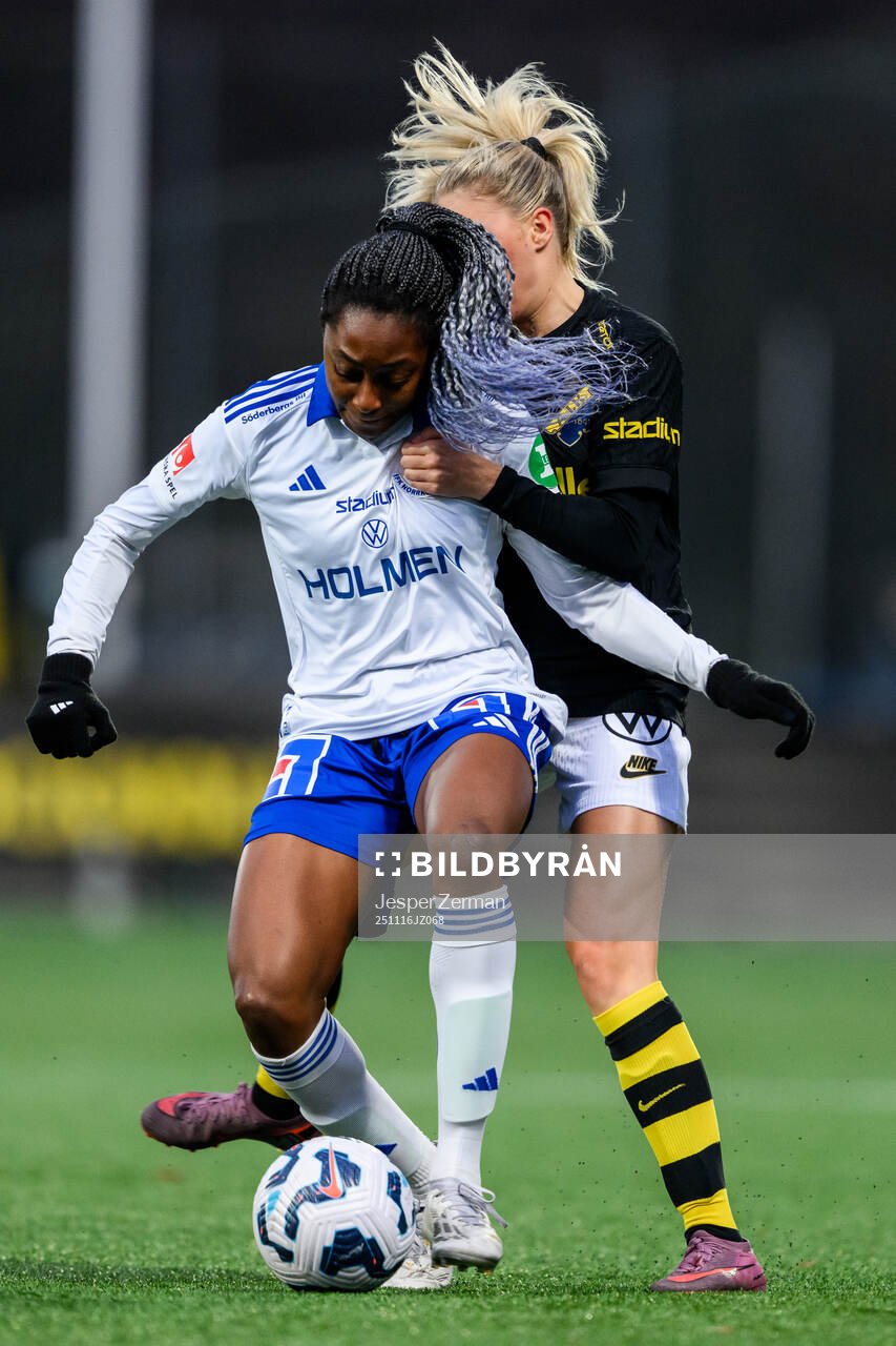 IFK Norrköpings Maya Aliyah Antoine och AIKs Olivia